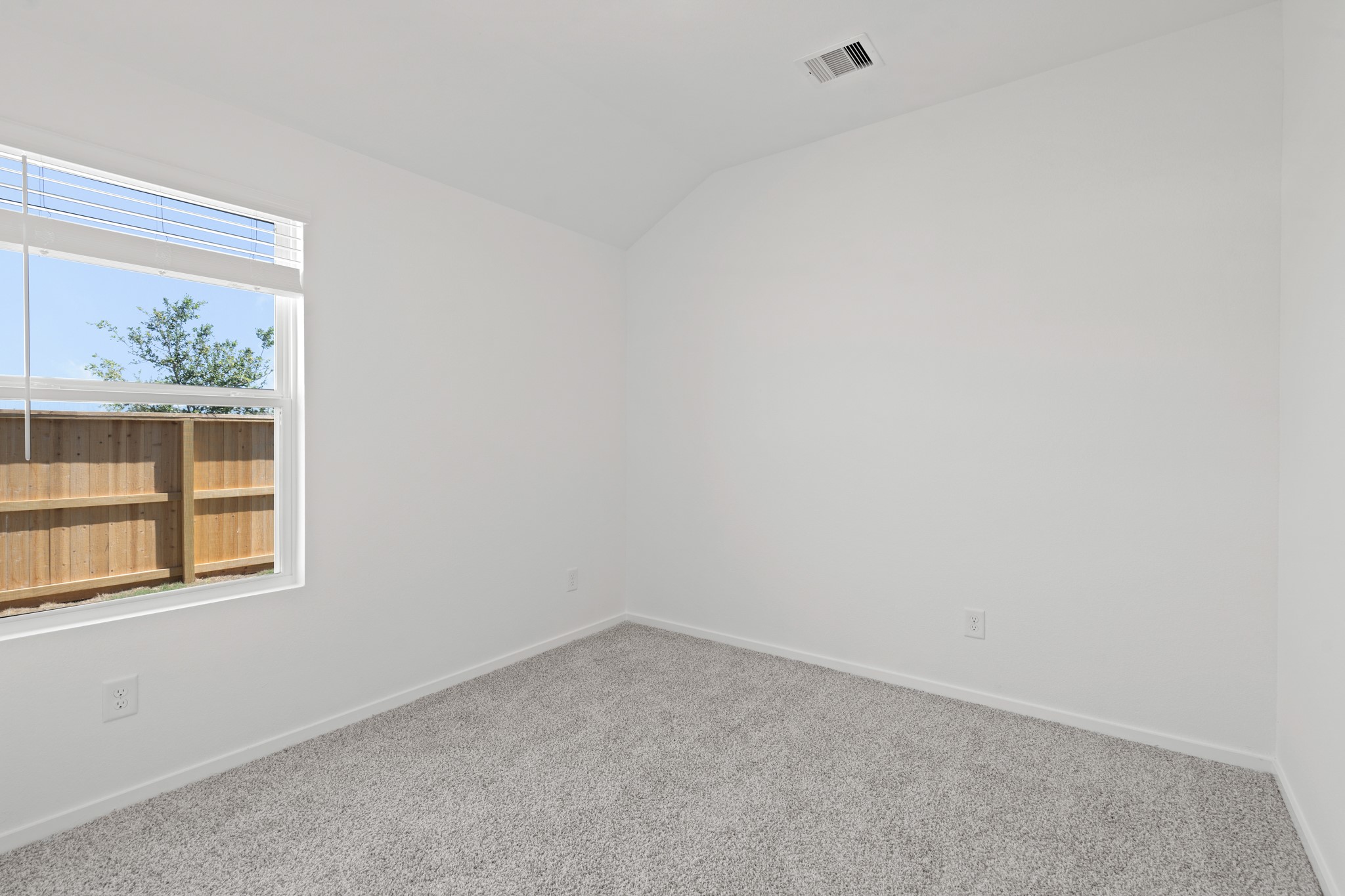 4072 Sun Burst Drive Property Photo 7