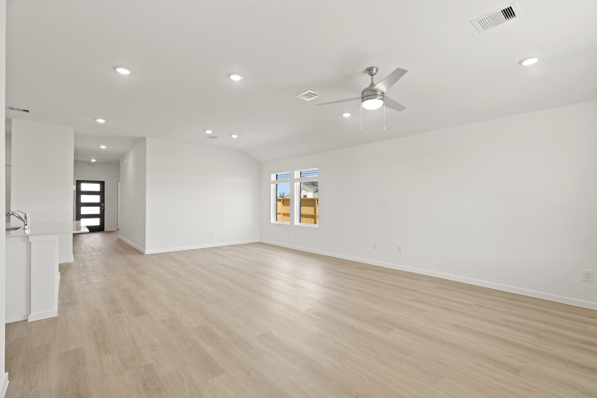 4072 Sun Burst Drive Property Photo 16