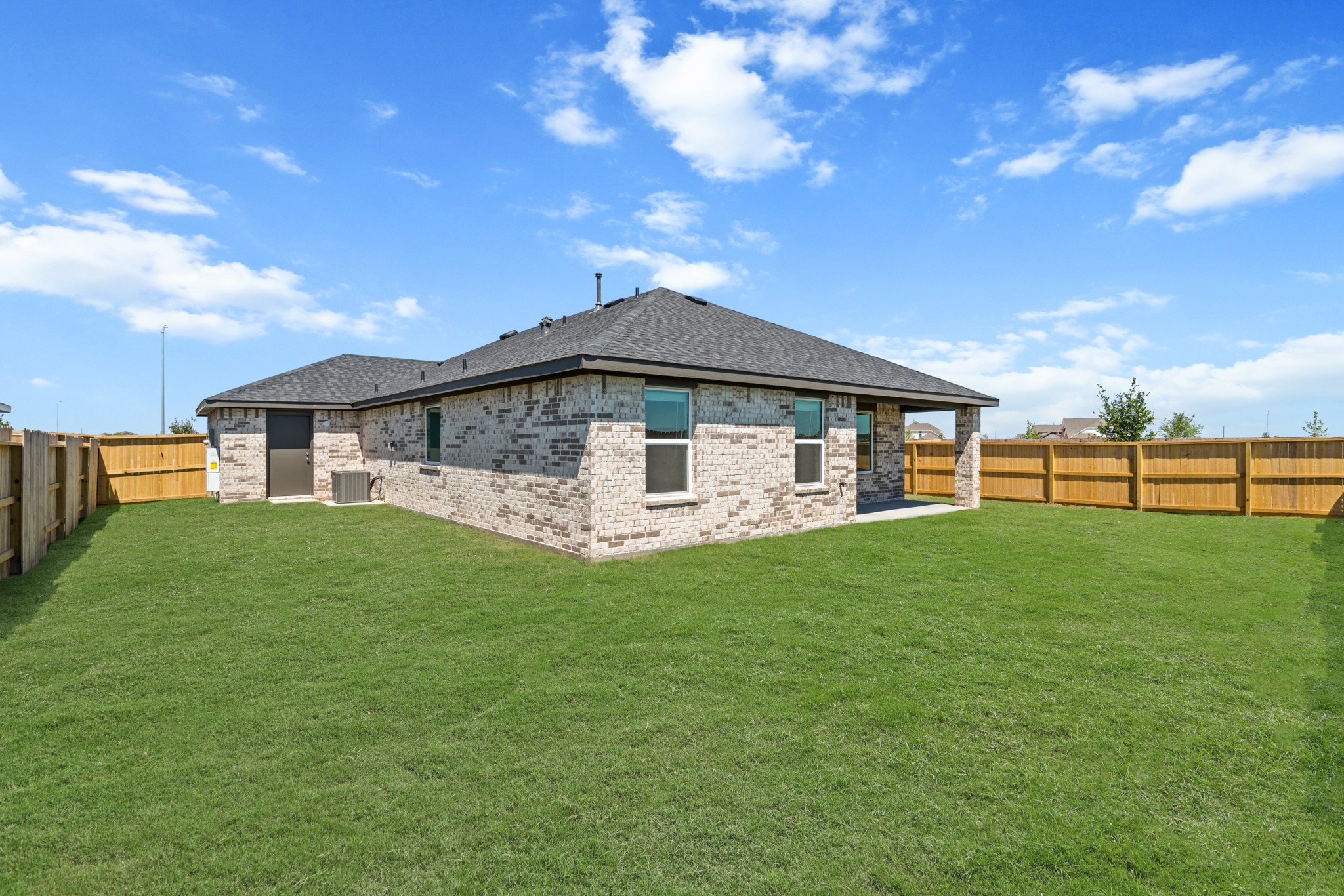 4072 Sun Burst Drive Property Photo 22