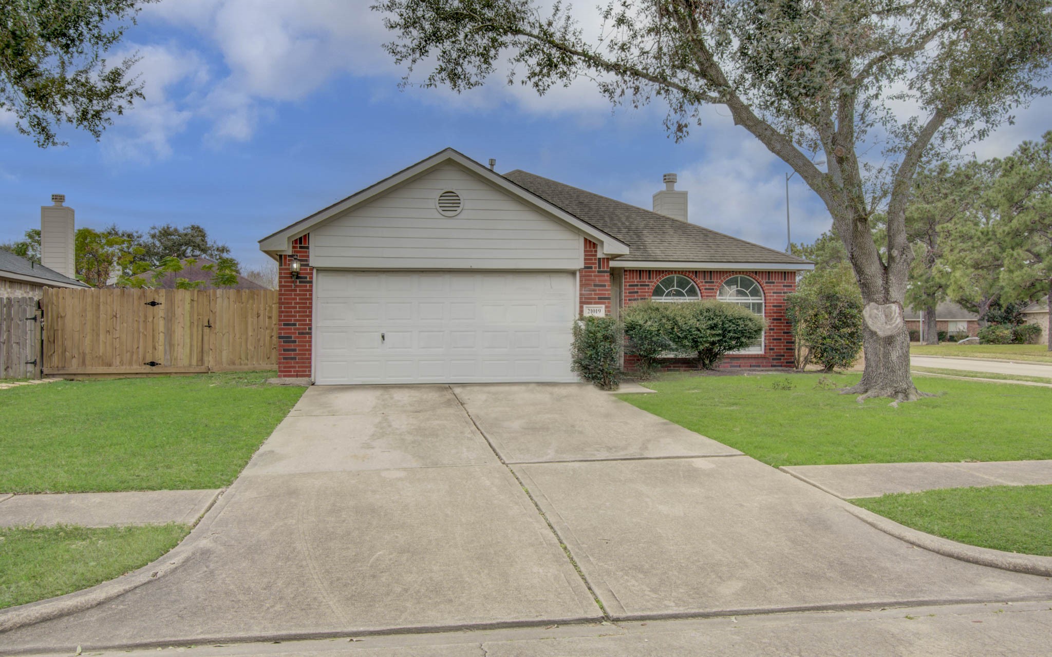 21019 Welwick Court Property Photo 1