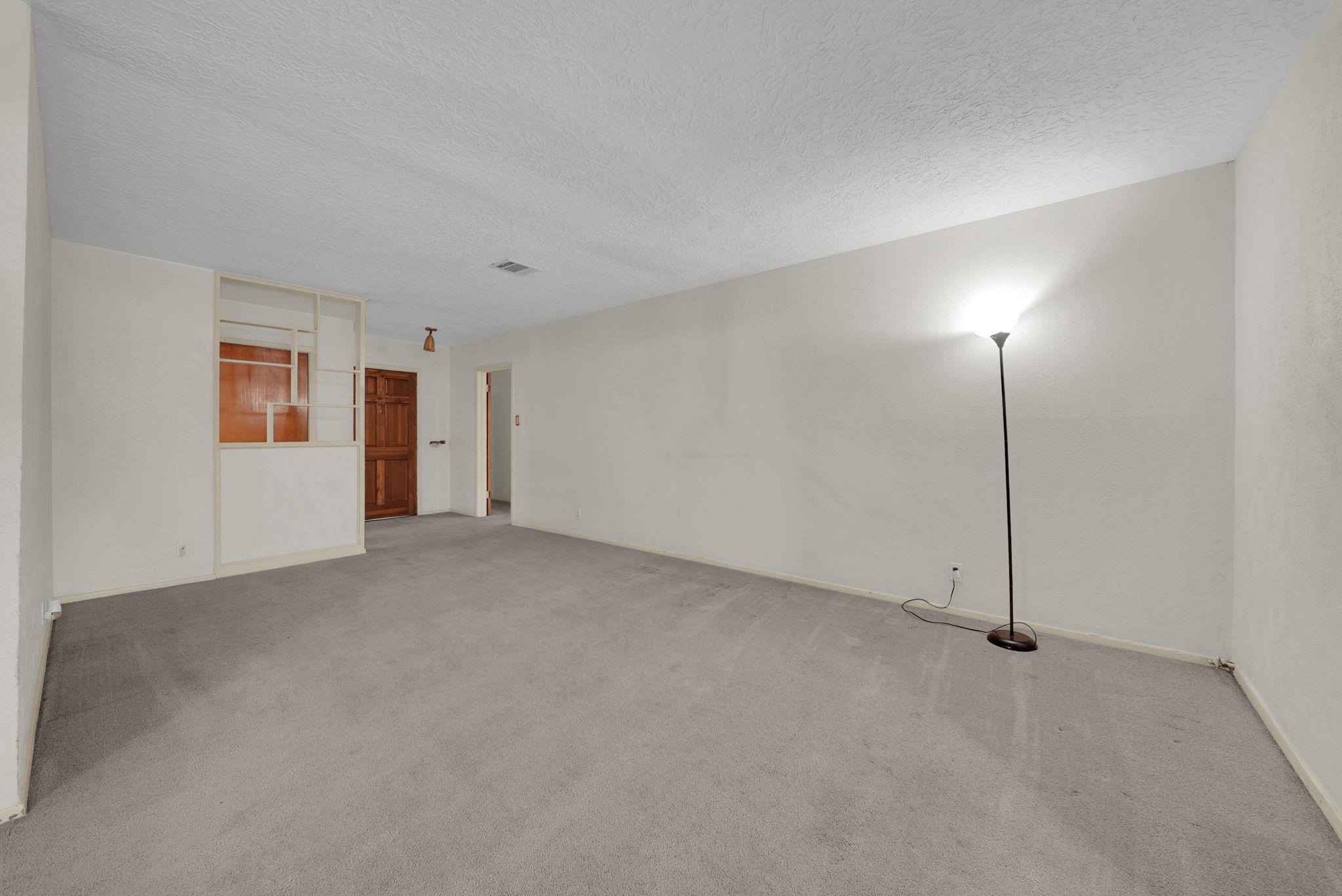 5310 Newkirk Lane Property Photo 6