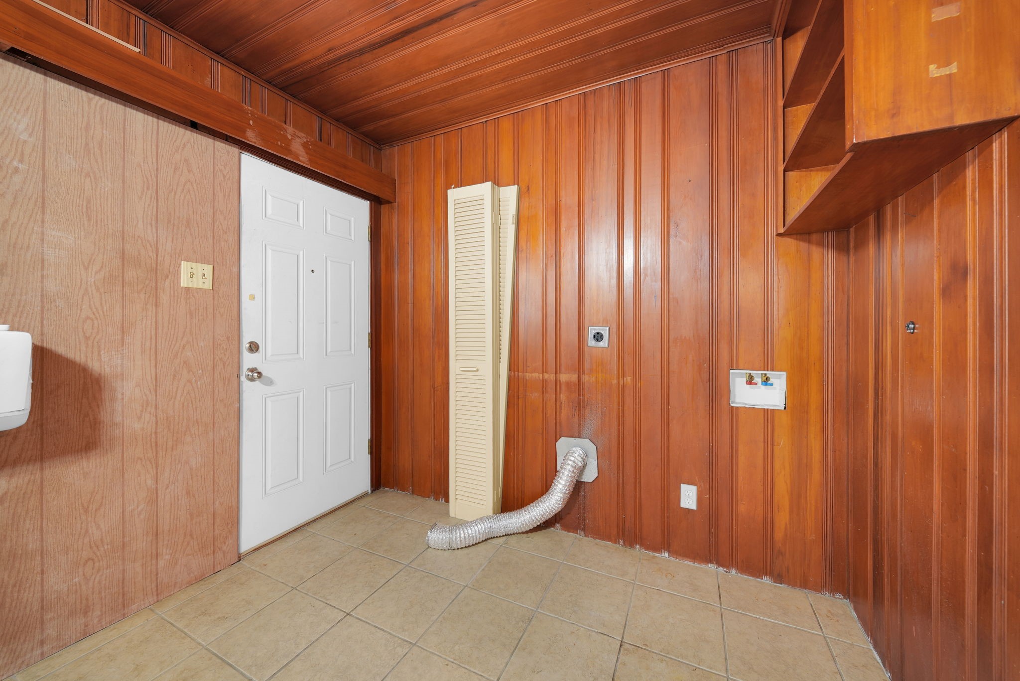 5310 Newkirk Lane Property Photo 19