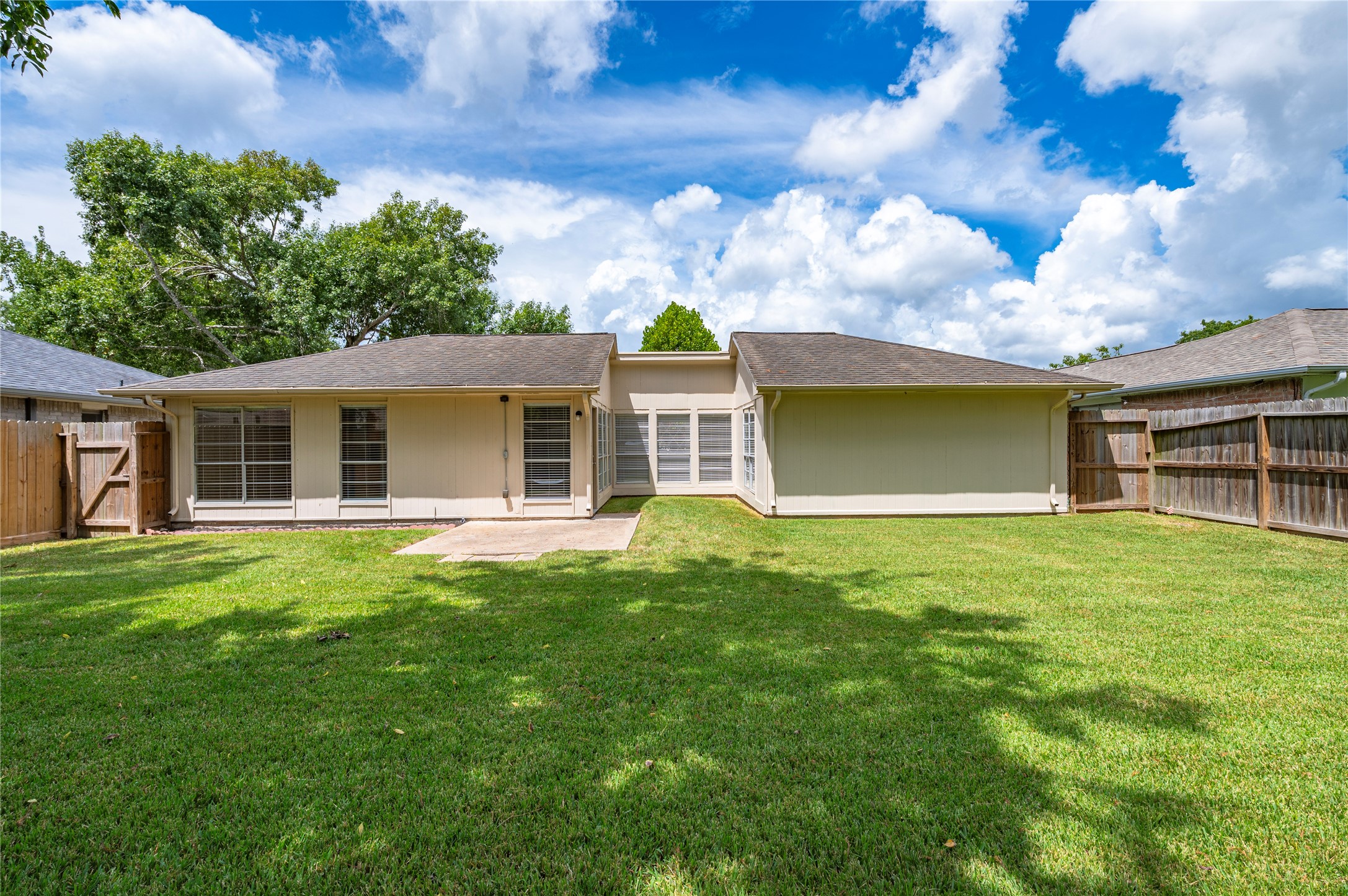 2915 Early Turn Drive Property Photo 21