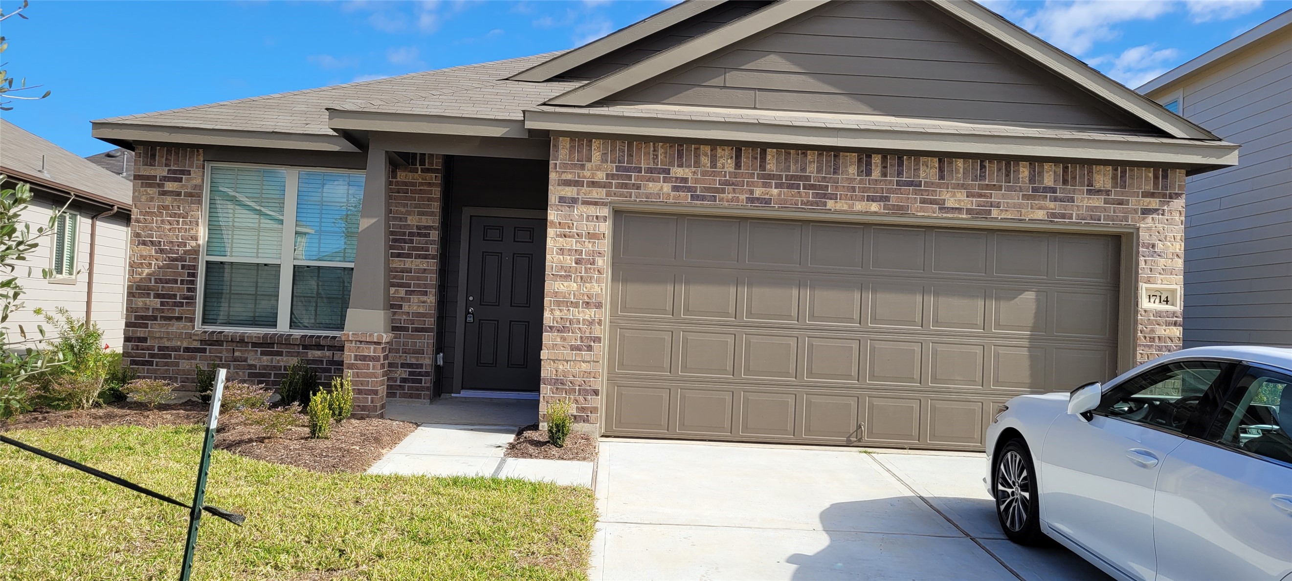 1714 Cormorant Crescent Property Photo 1