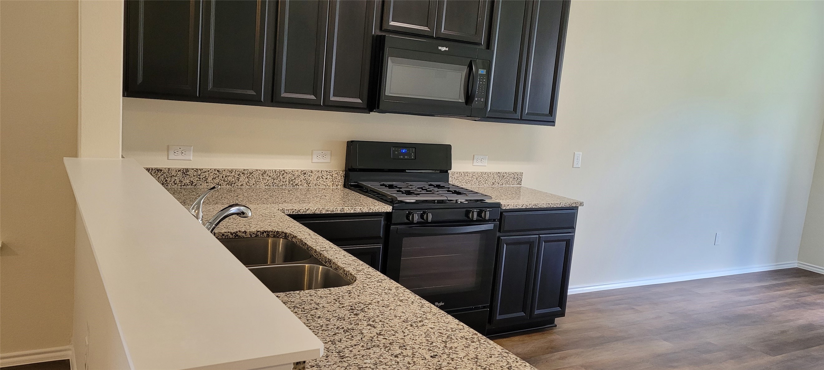 1714 Cormorant Crescent Property Photo 6