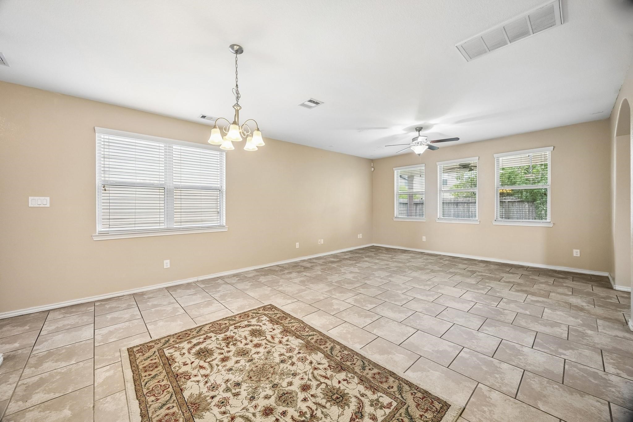 8914 Eldorado Glen Drive Property Photo 7