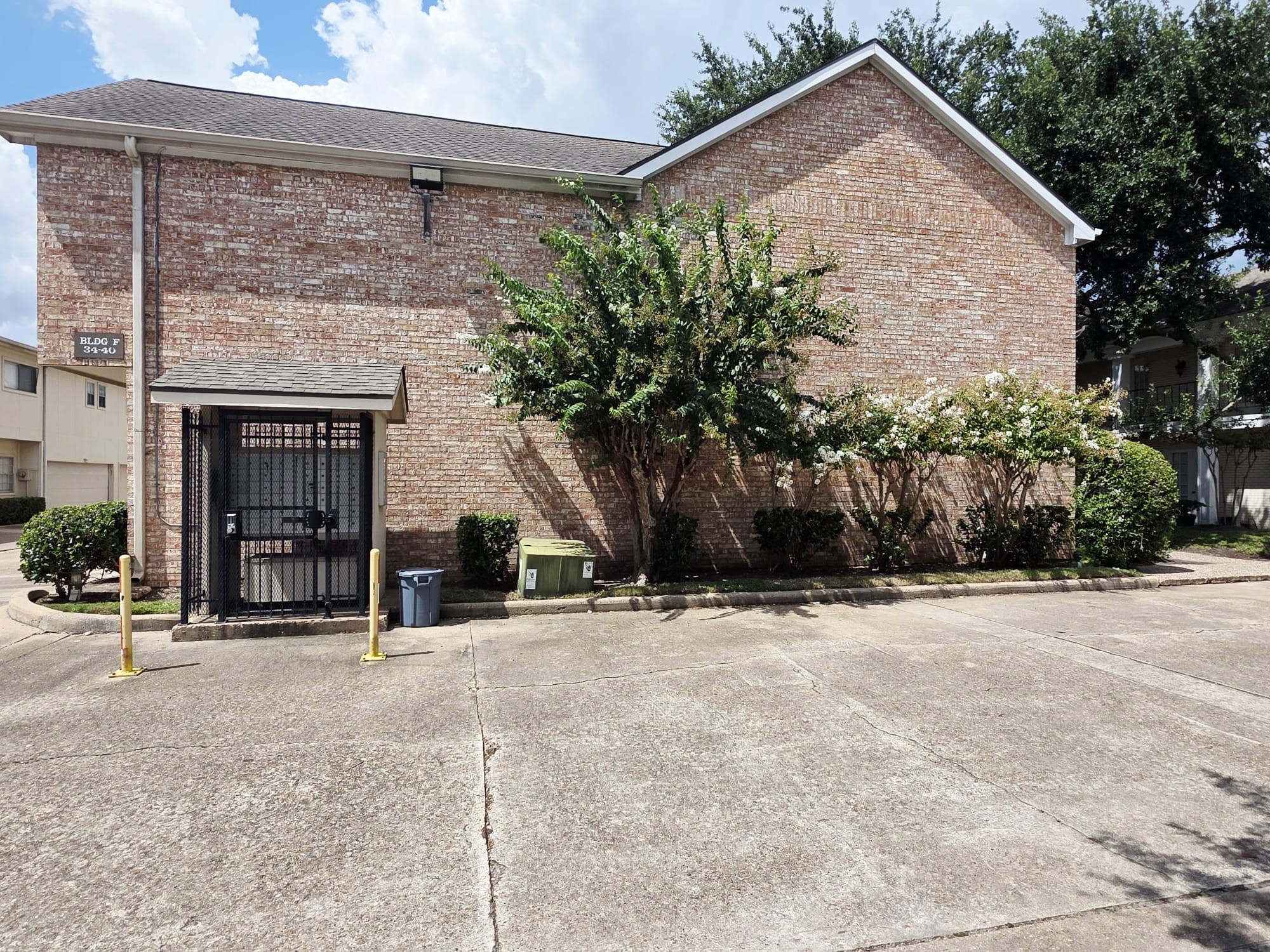 2323 Augusta Drive 38 Property Photo 15
