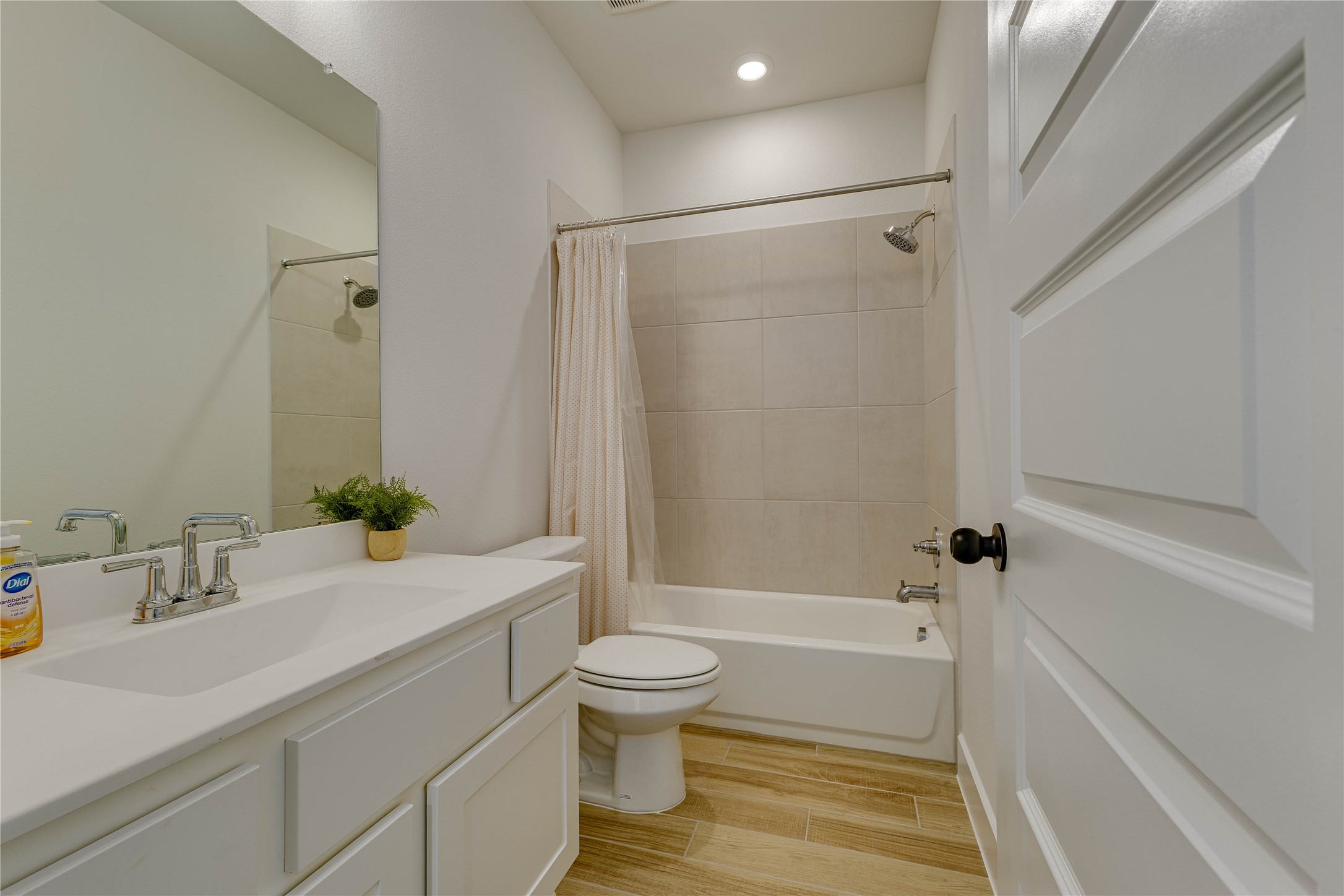 617 Buckaroo Drive Property Photo 10