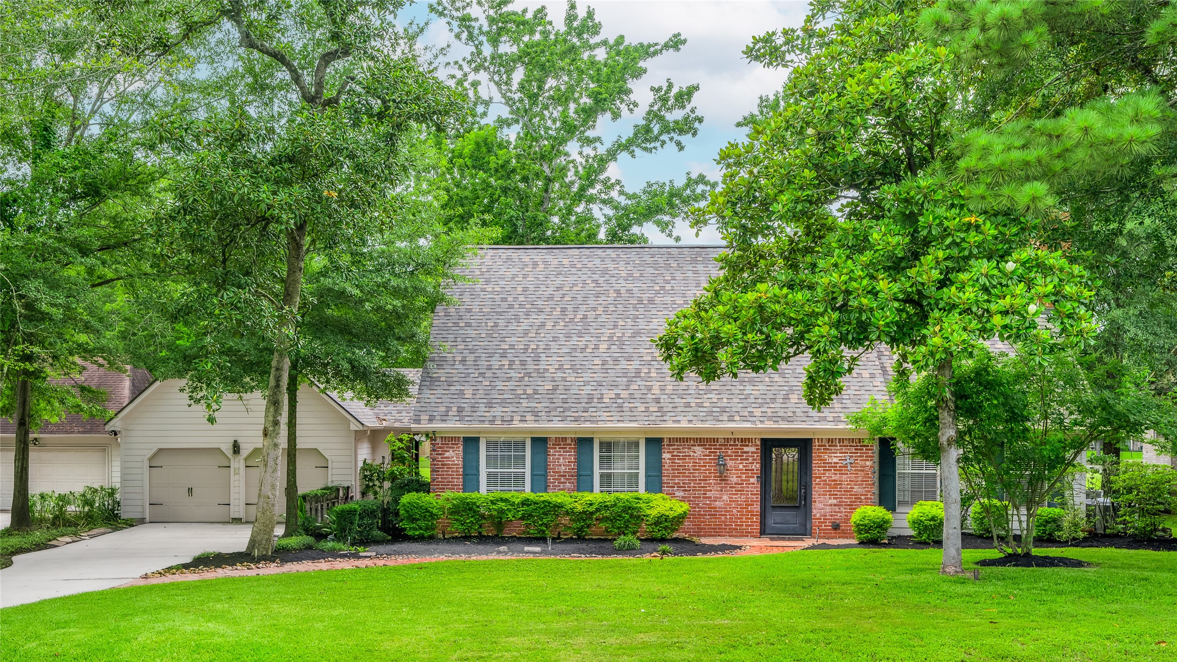 738 Stone Mountain Drive Property Photo 1
