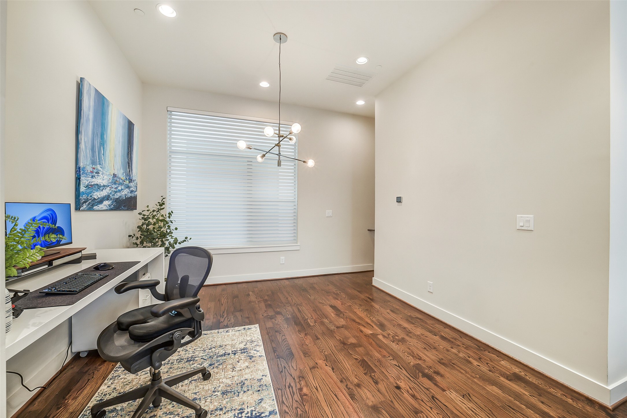 1004 California Street 203 Property Photo 19