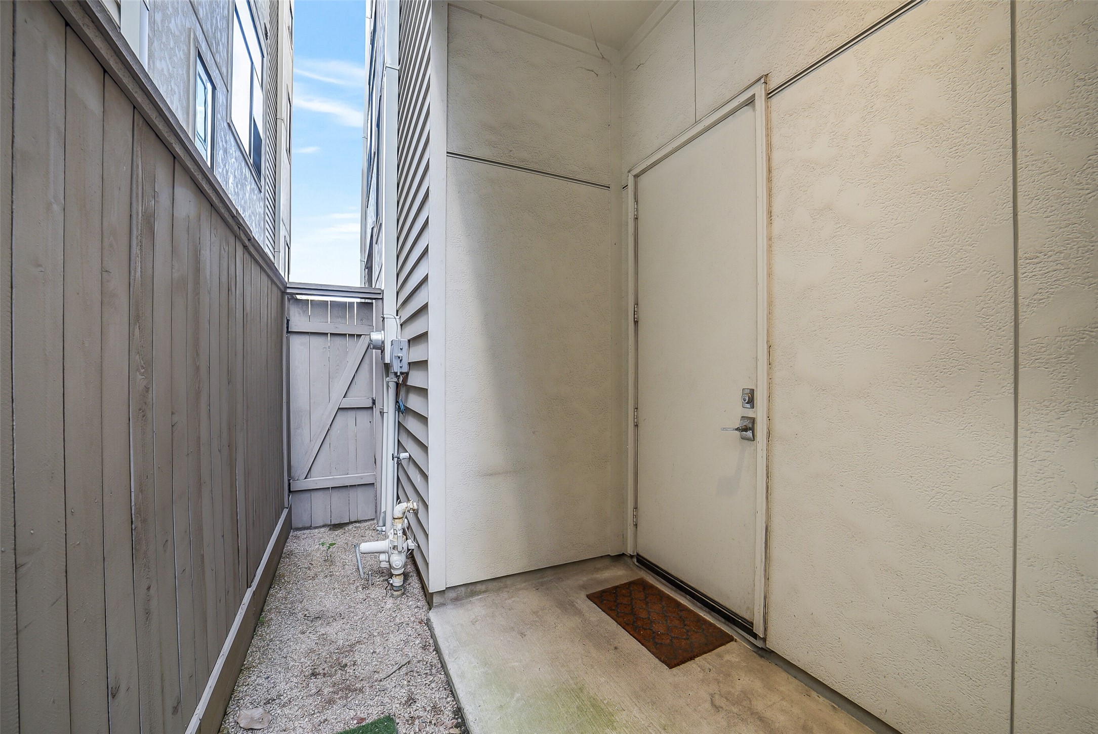 1004 California Street 203 Property Photo 34