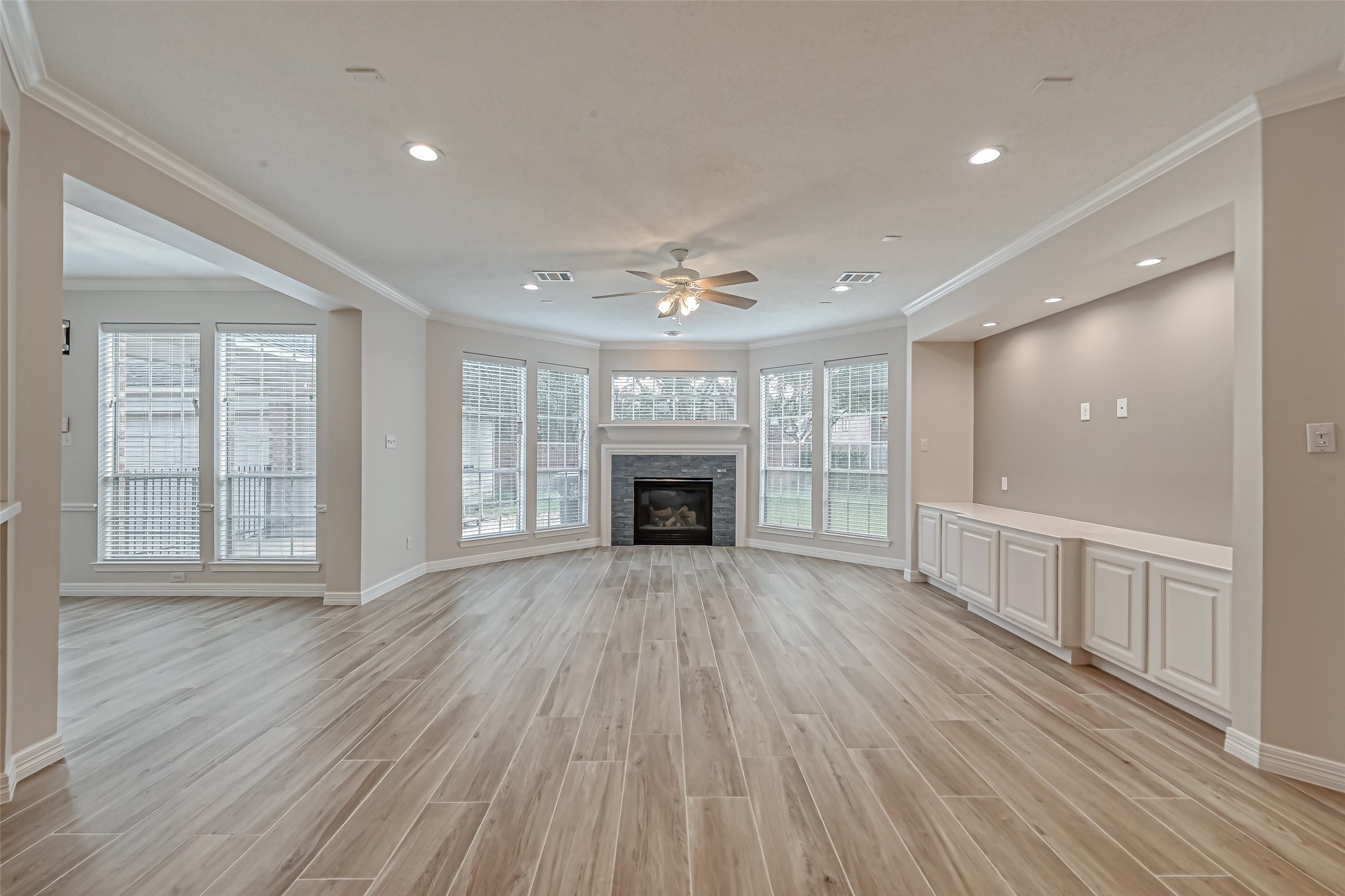 18 Turtle Creek Manor Property Photo 13