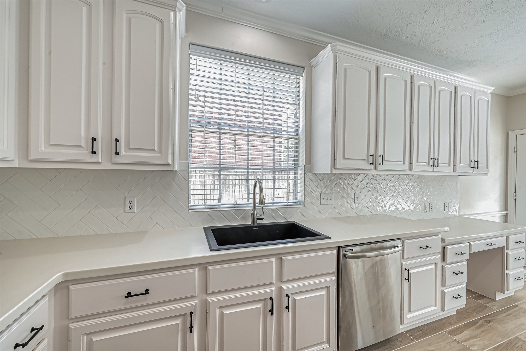 18 Turtle Creek Manor Property Photo 18