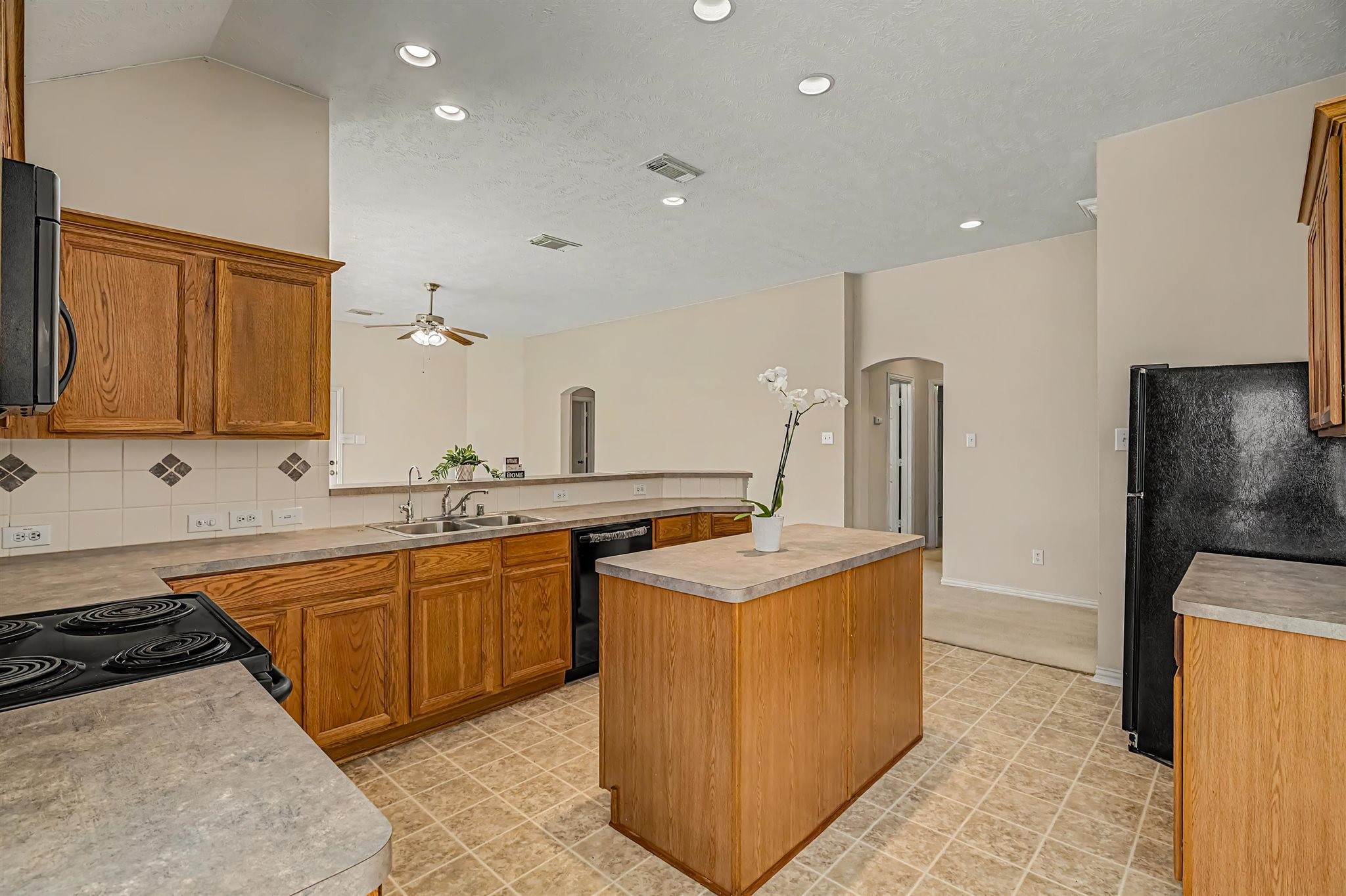 16011 Belleshire Glen Lane Property Photo 9