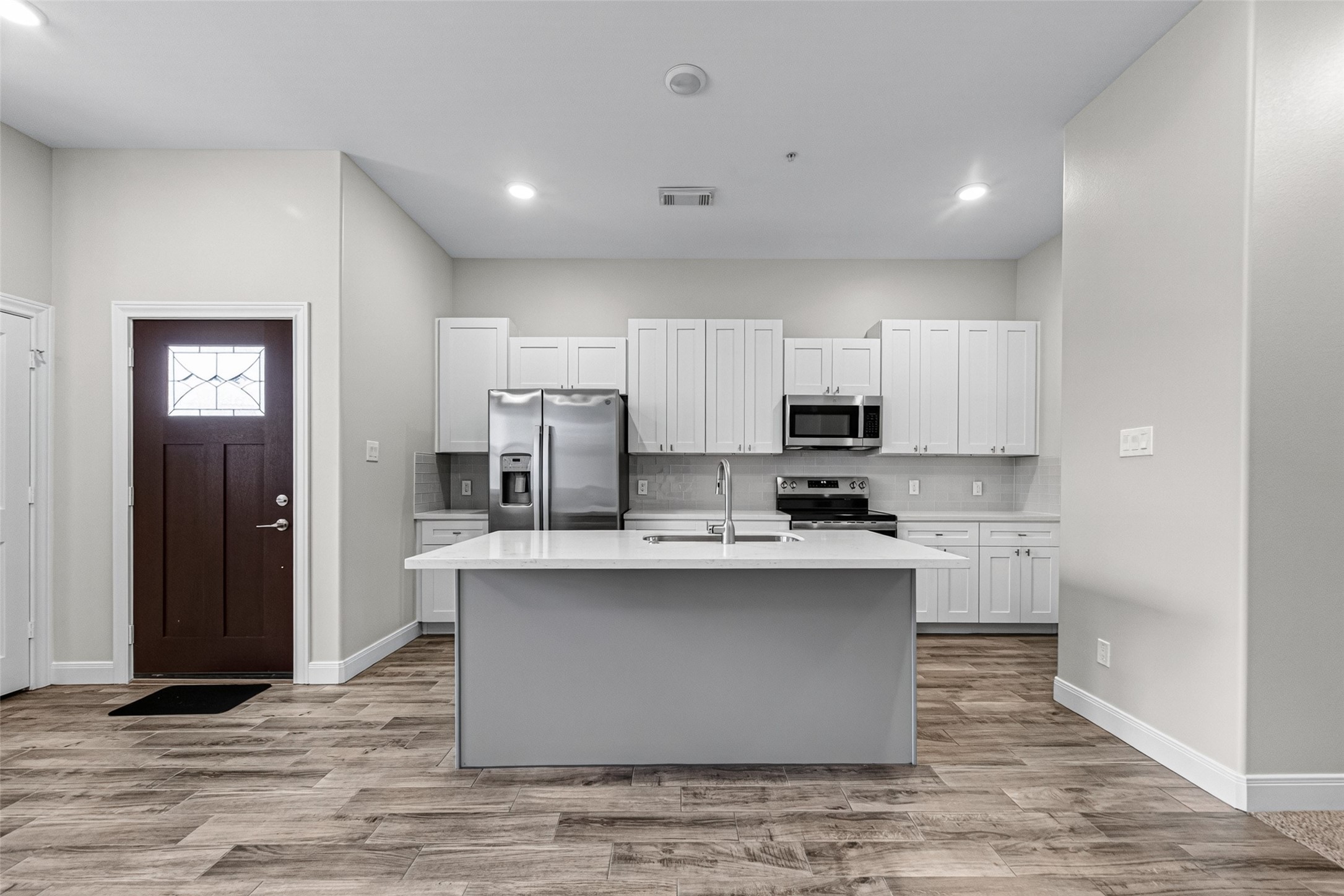 504 Nursery Road 1203 Property Photo 6