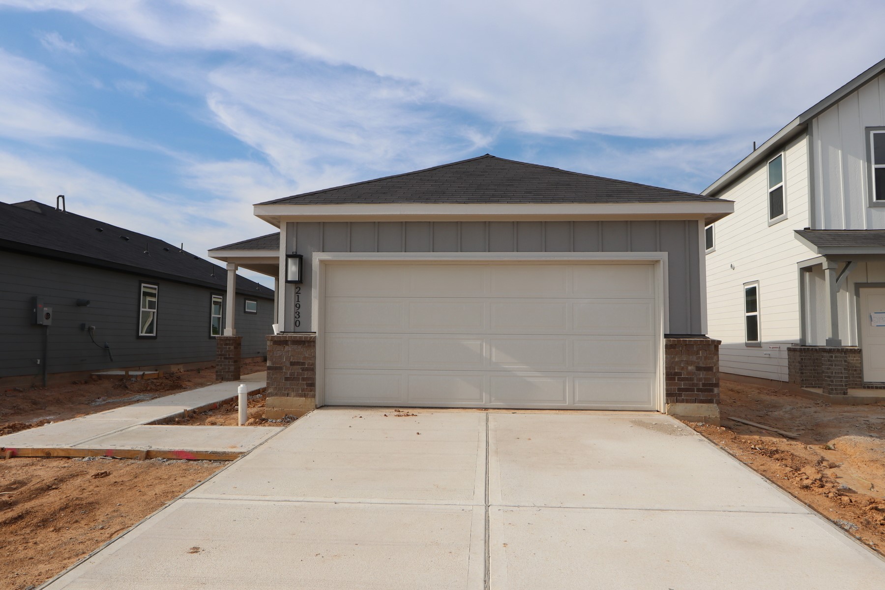 21930 Red Lantana Trail Property Photo 2