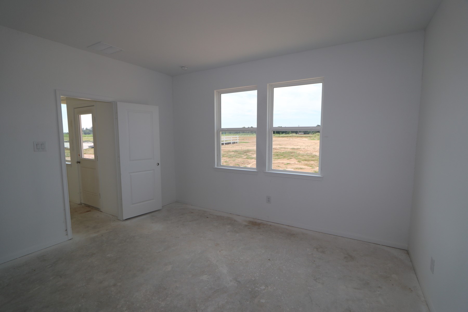 21930 Red Lantana Trail Property Photo 6