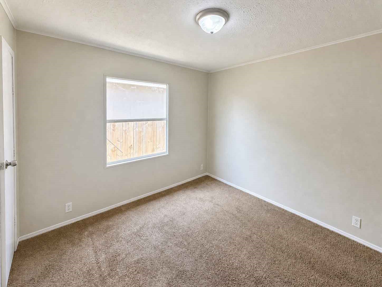 11919 Kingslake Forest Drive Property Photo 33