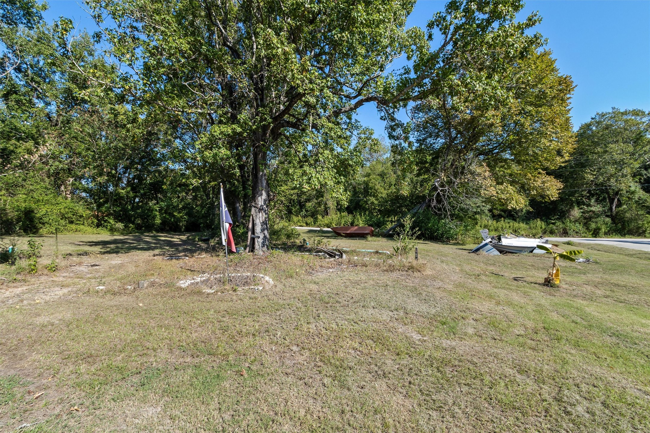 214 E Beaumont Avenue Property Photo 10