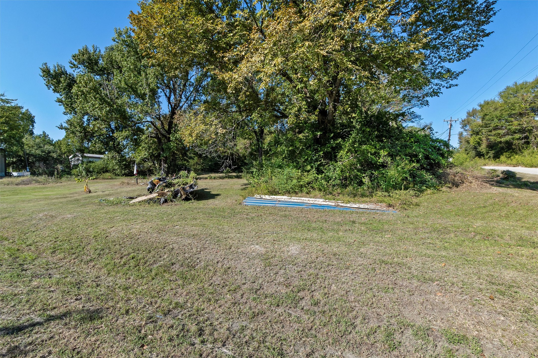 214 E Beaumont Avenue Property Photo 12