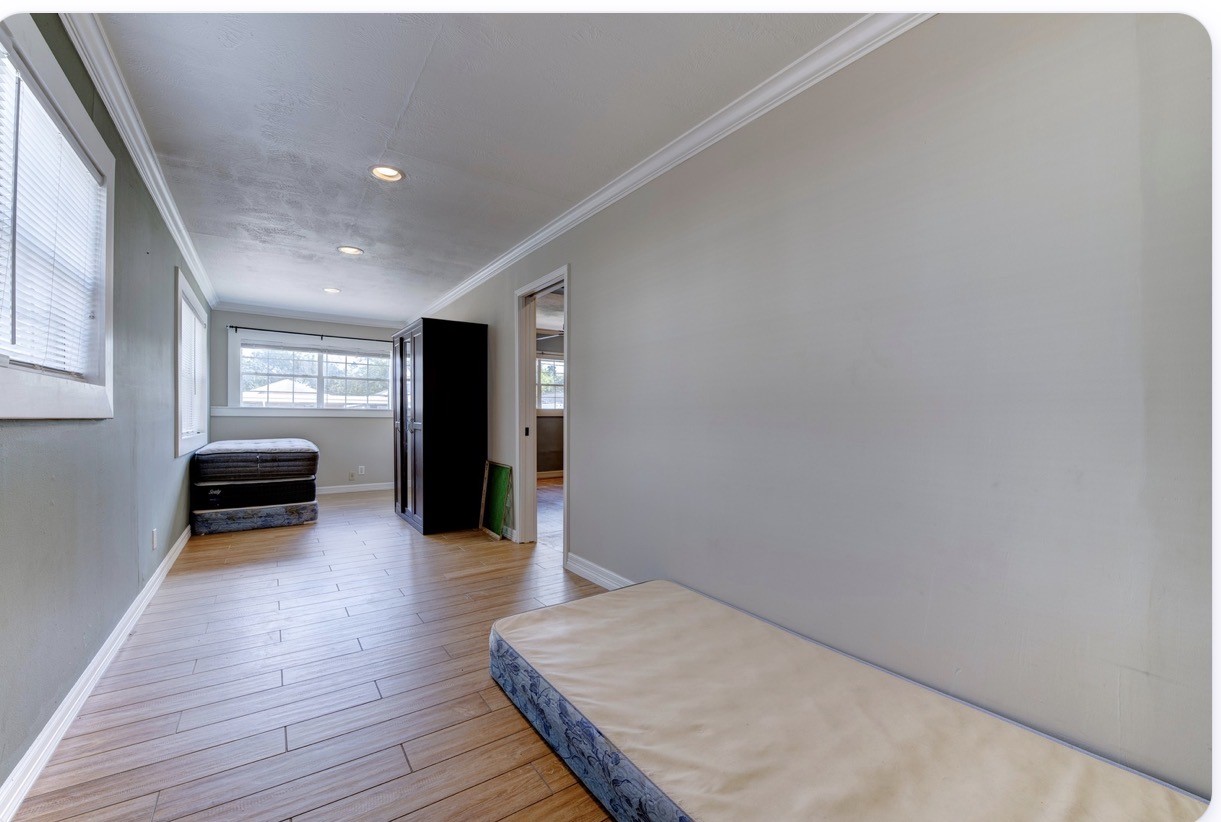 4303 Castor Street Property Photo 15