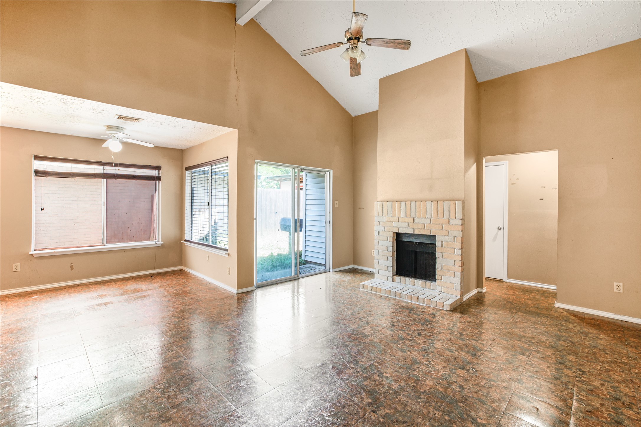 3646 Yorkingham Drive Property Photo 3