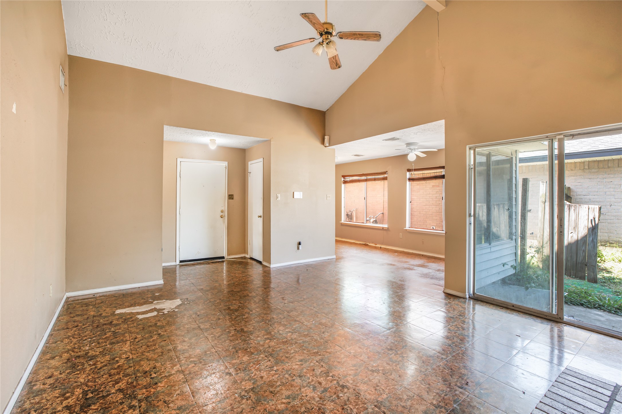 3646 Yorkingham Drive Property Photo 5