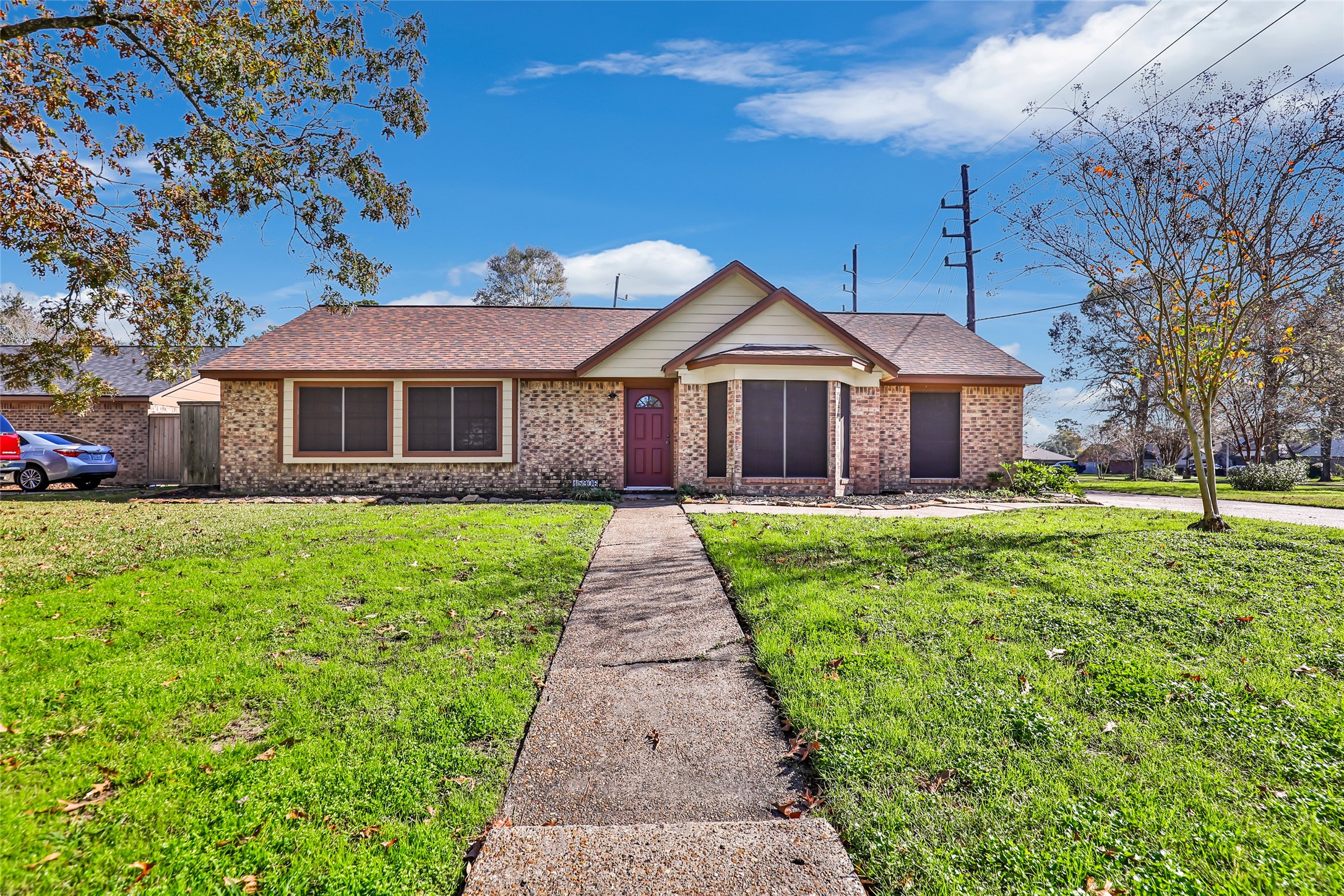 15906 Spinnaker Drive Property Photo
