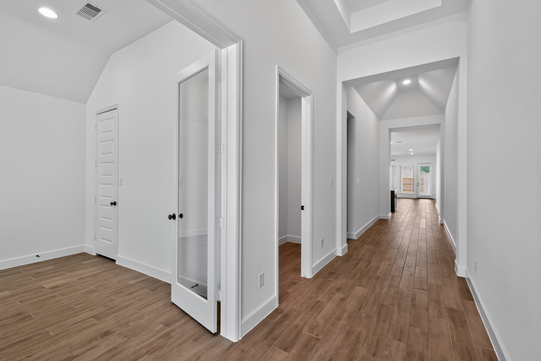 15951 Mahogany Mist Drive Property Photo 4