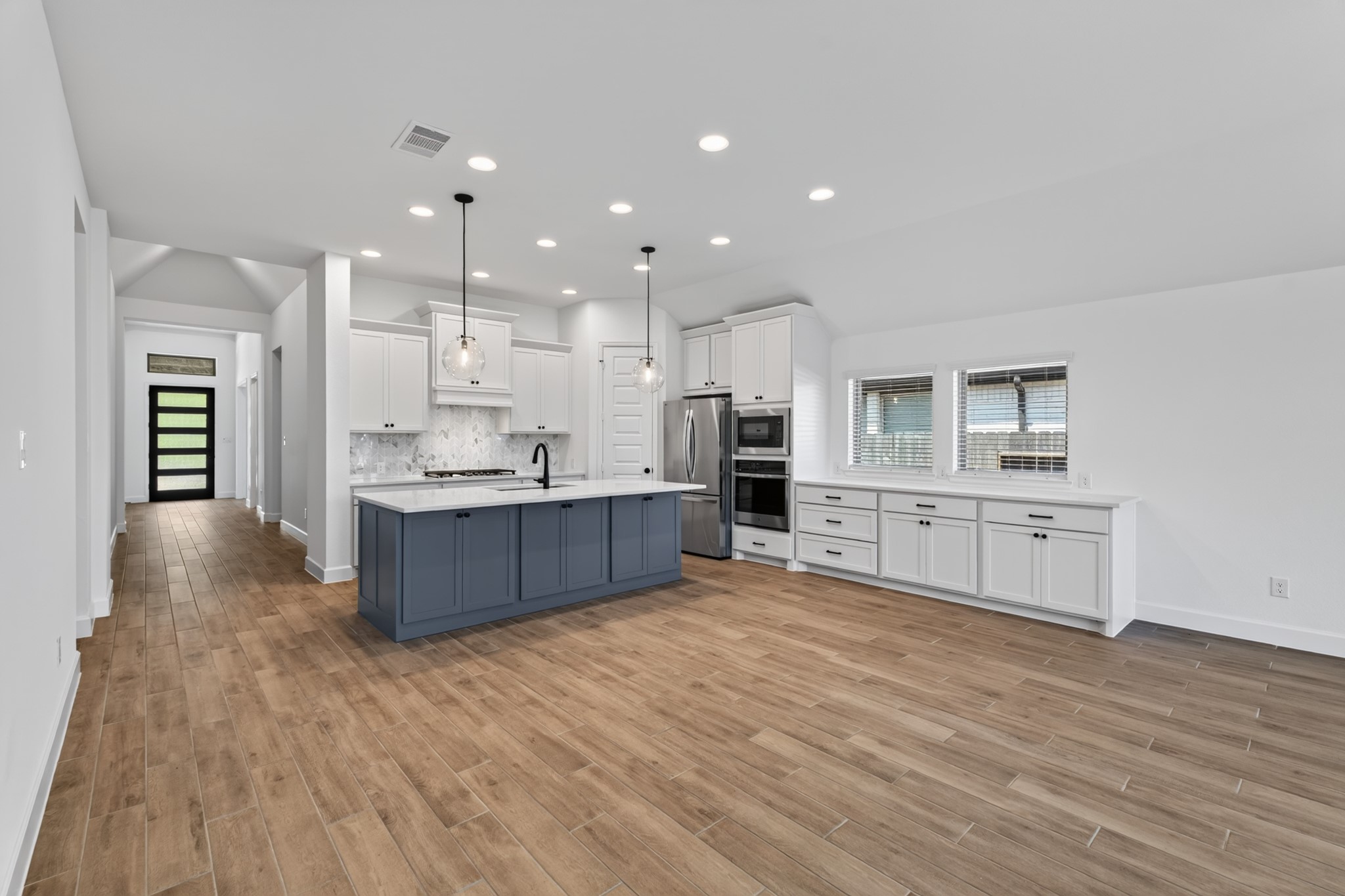 15951 Mahogany Mist Drive Property Photo 13