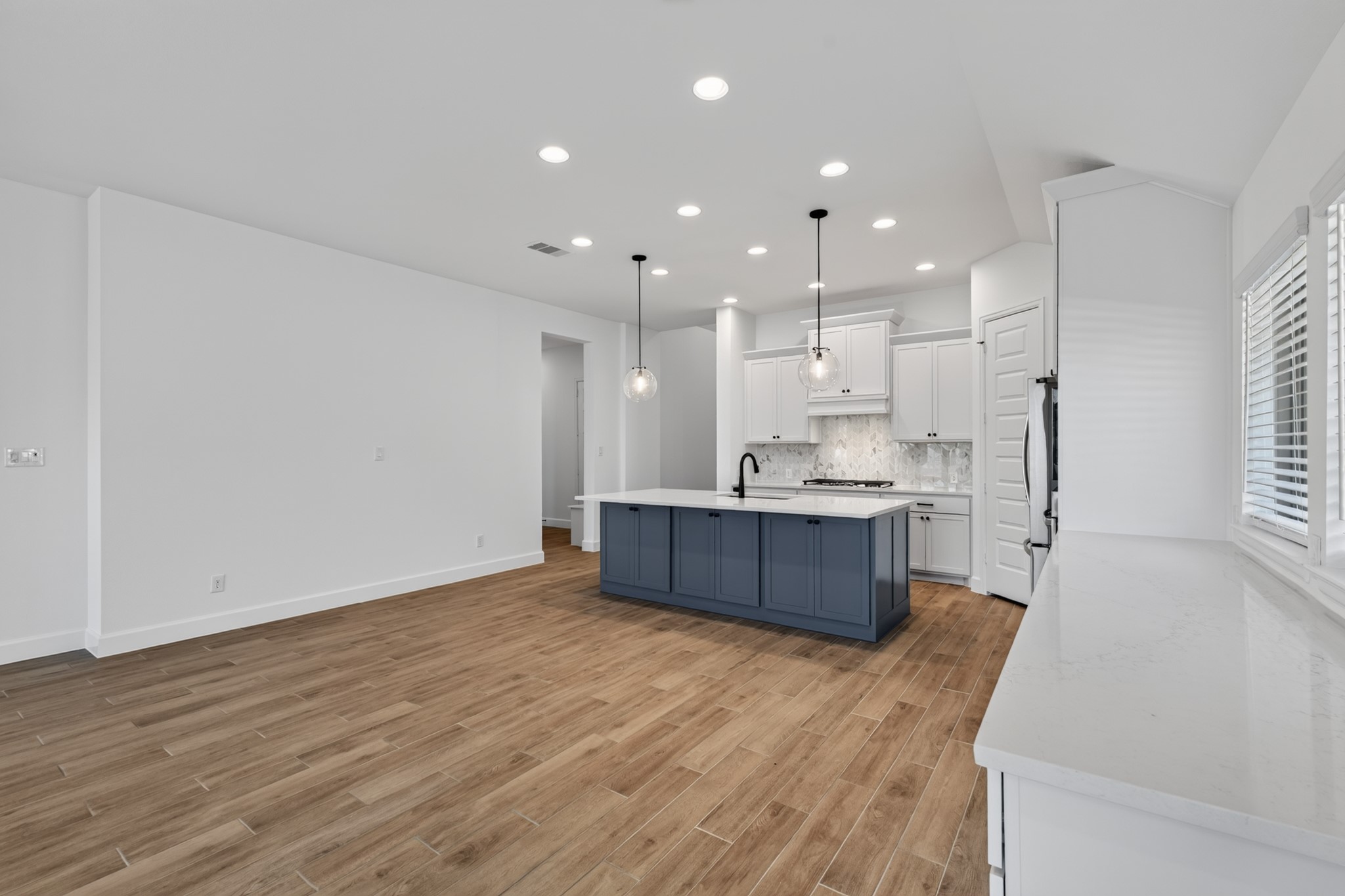 15951 Mahogany Mist Drive Property Photo 14