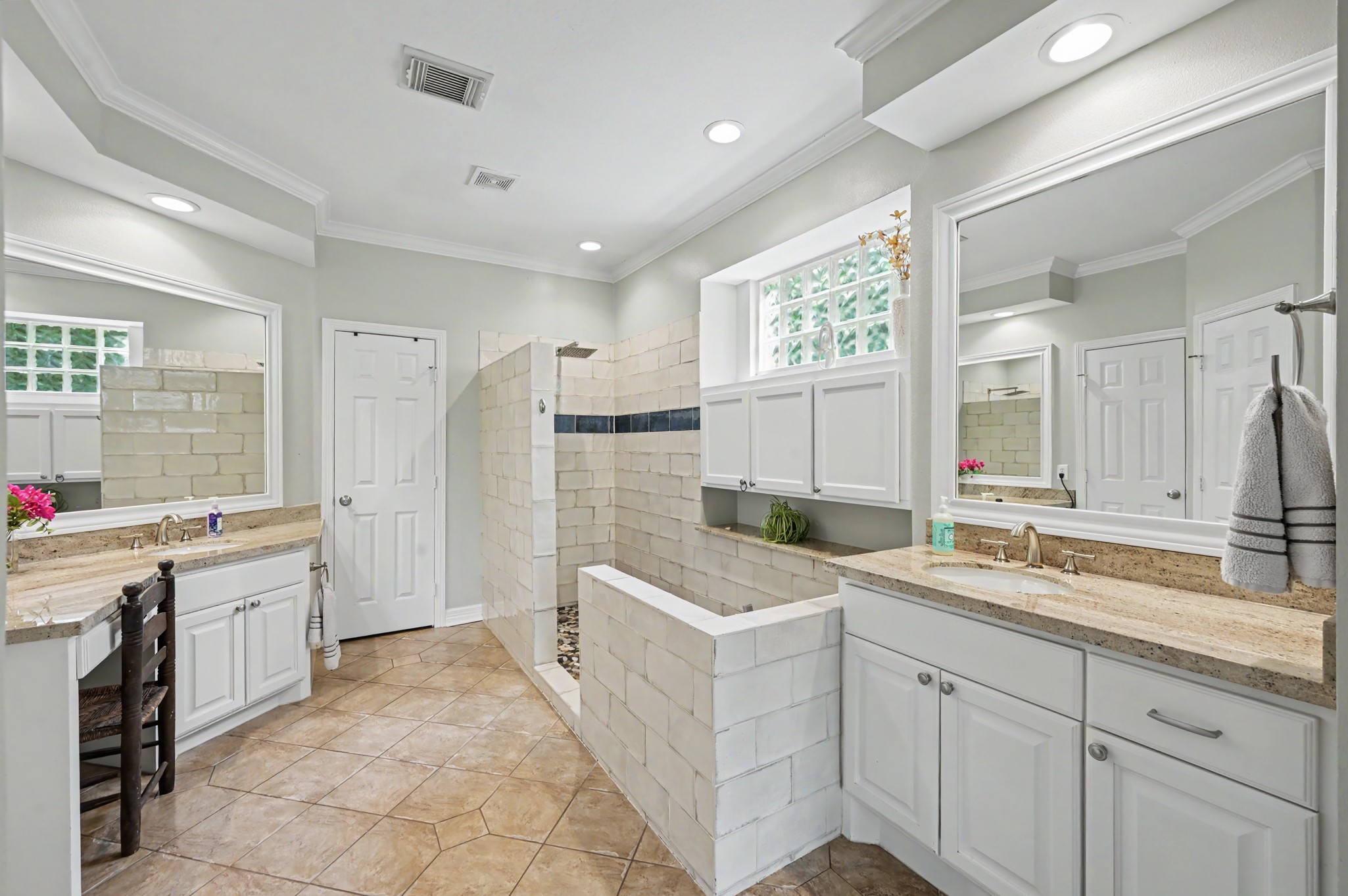 14938 Codys Run Property Photo 22