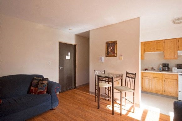 144 Cabot St Property Photo 9