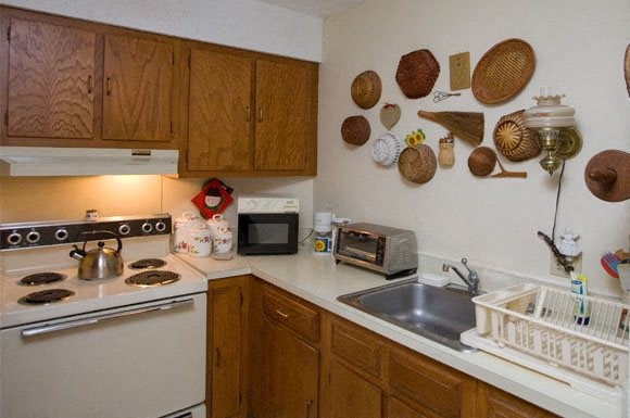 144 Cabot St Property Photo 15