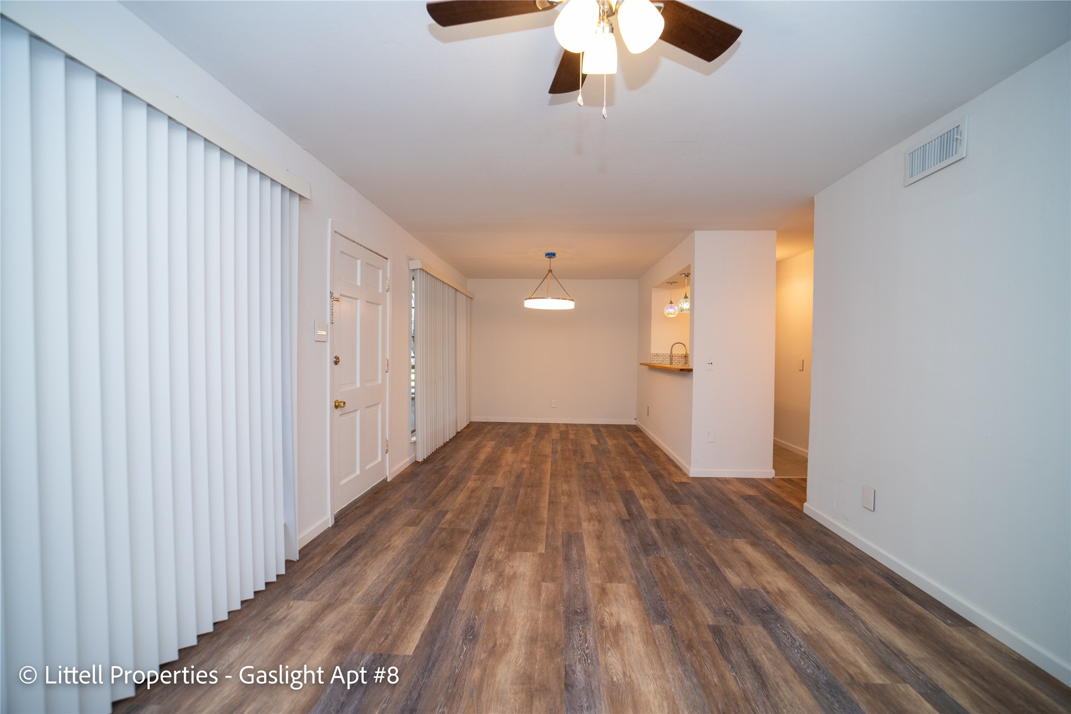 604 W Main St 8 Property Photo 3
