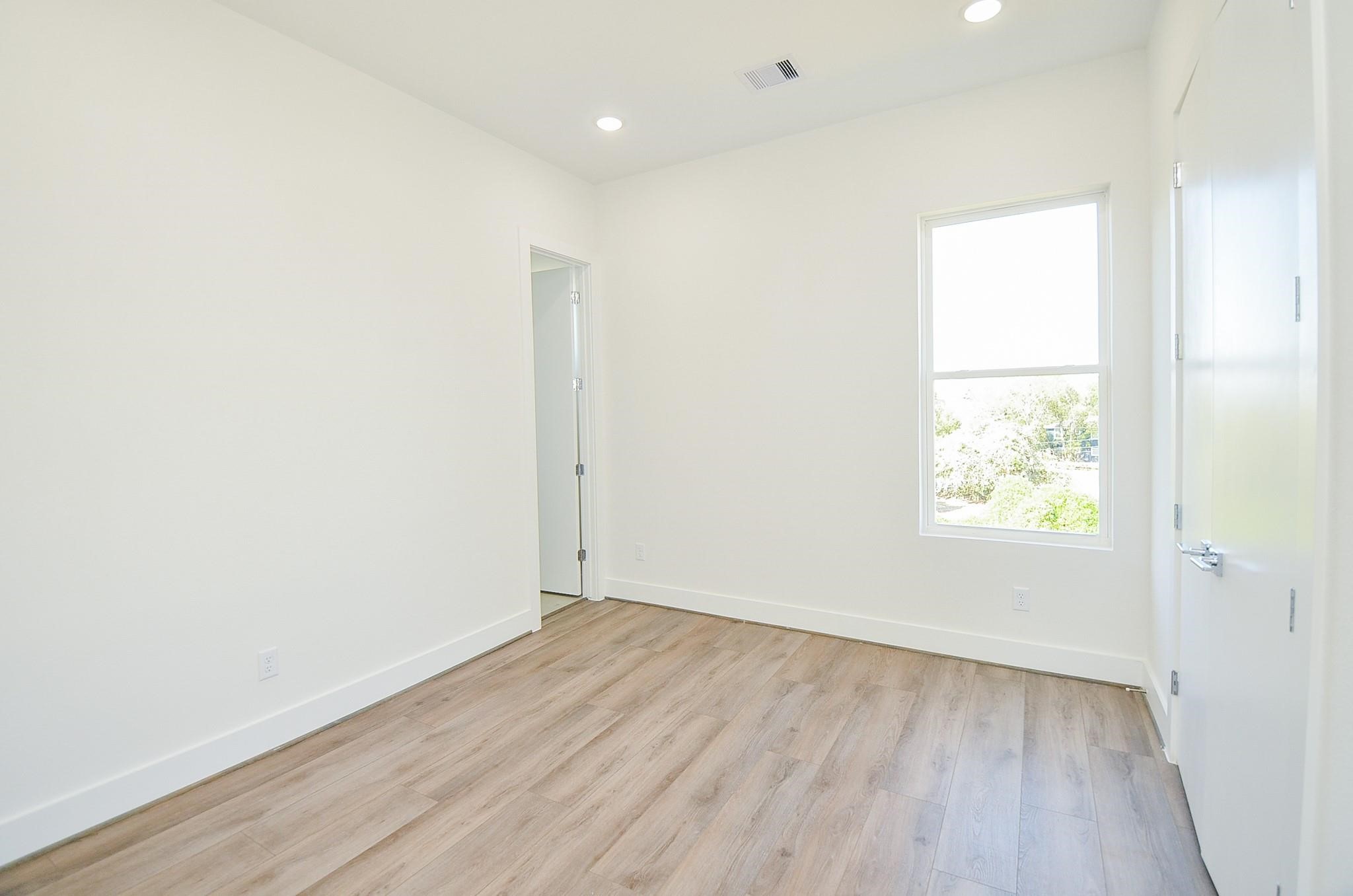 3312 Live Oak Street Property Photo 22