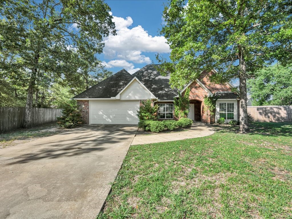 227 Remington Place Property Photo 2