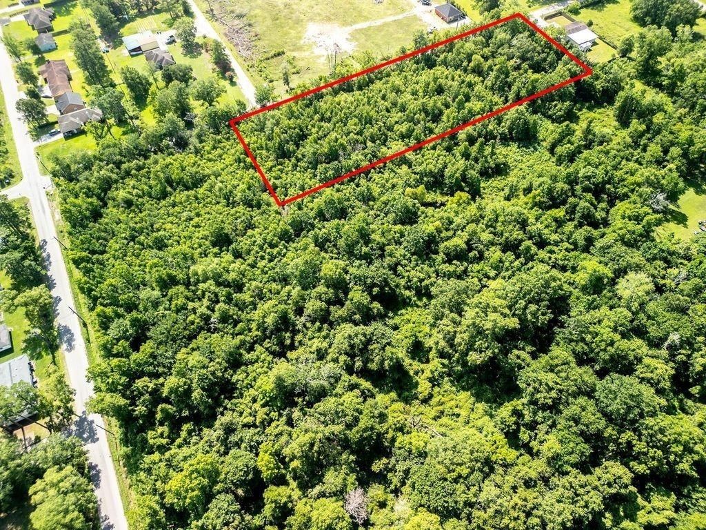 20-b Barrett Rd Property Photo 5