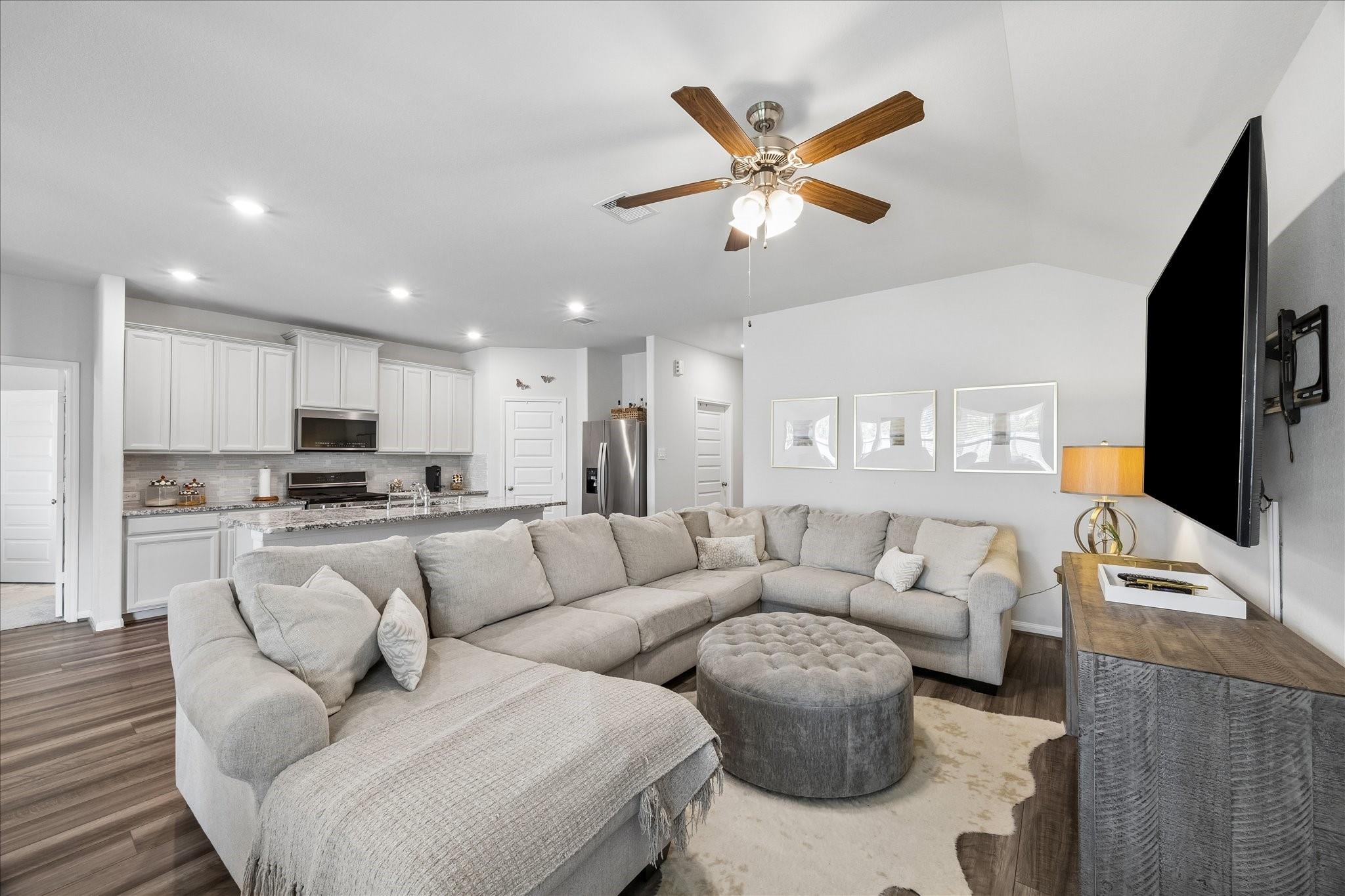 2636 Bellwick Canyon Court, Pearland Tx 77089 Property Photo 11