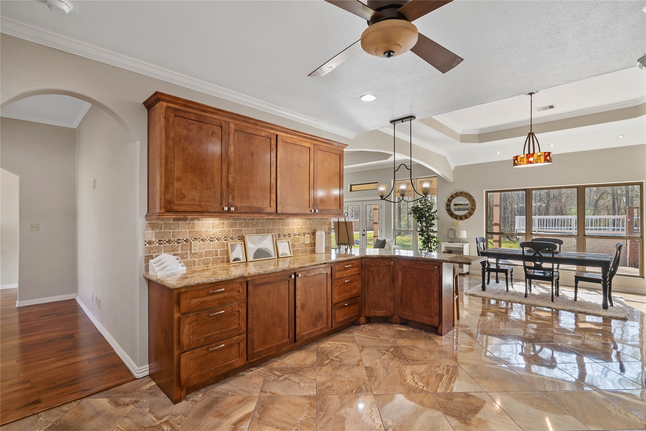 14742 Cypress Drive Property Photo 6