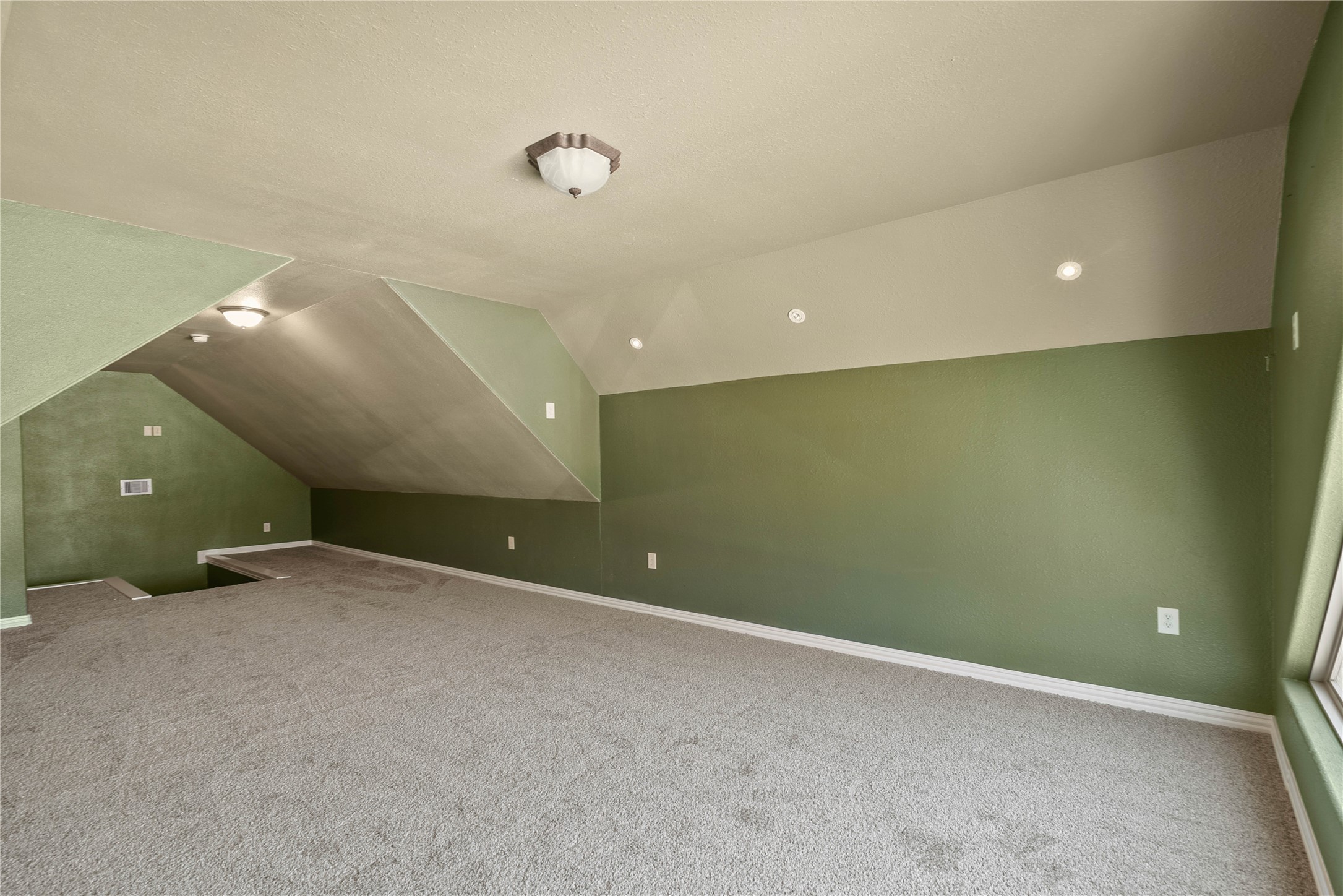 14742 Cypress Drive Property Photo 38