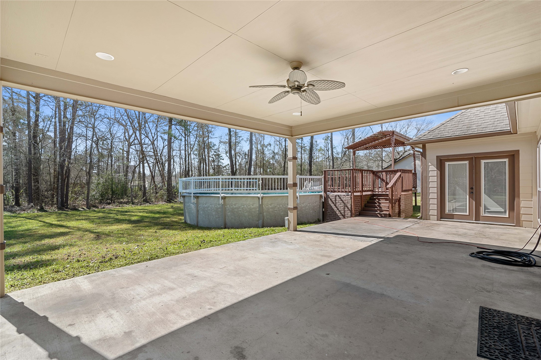 14742 Cypress Drive Property Photo 39