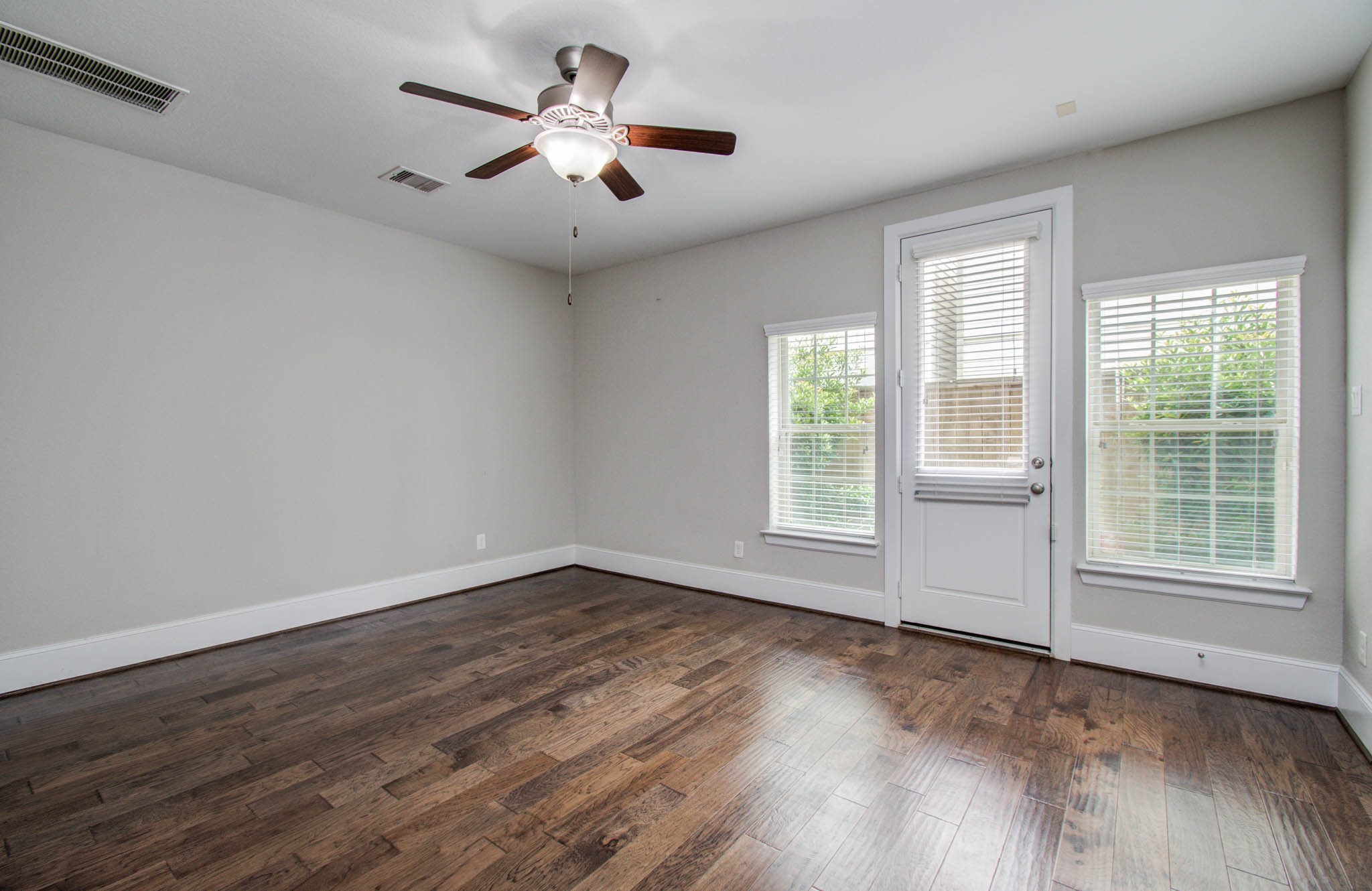 11023 Acorn Falls Drive Property Photo 7