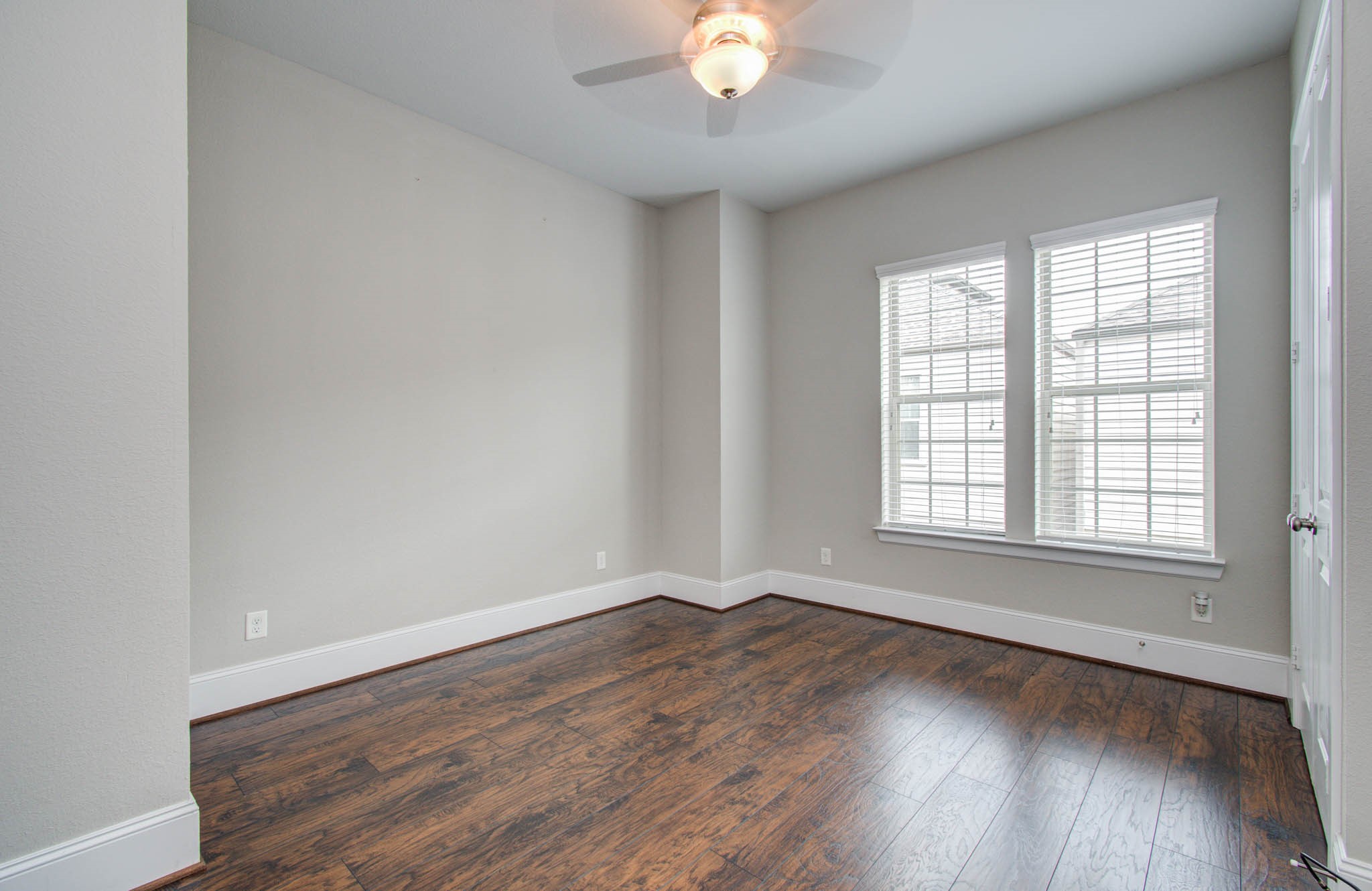 11023 Acorn Falls Drive Property Photo 15