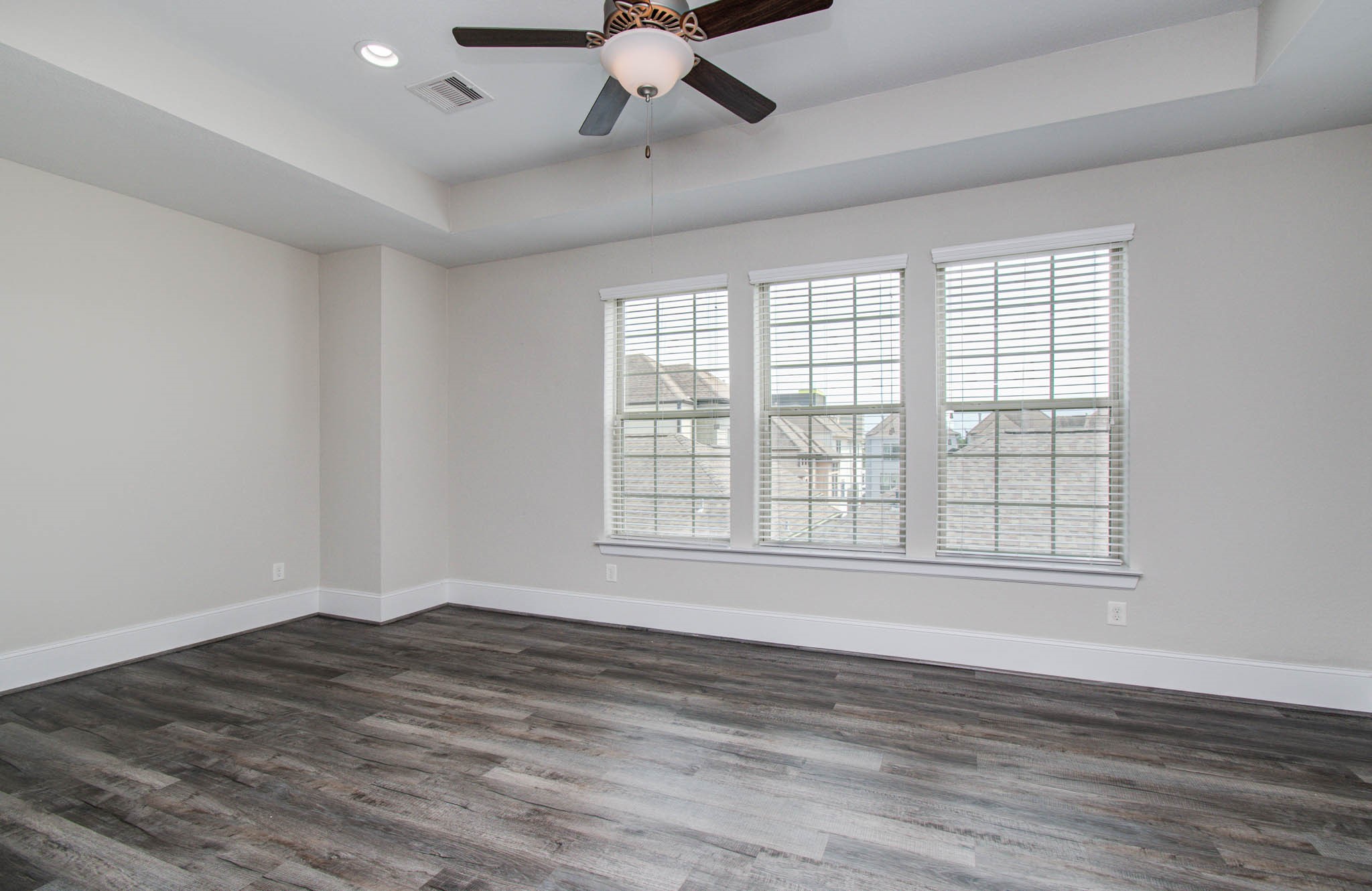 11023 Acorn Falls Drive Property Photo 22