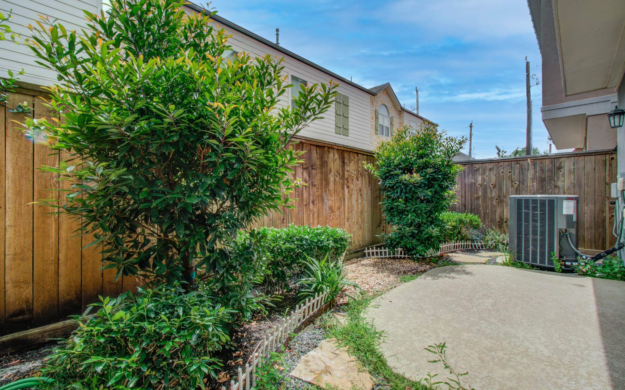 11023 Acorn Falls Drive Property Photo 27