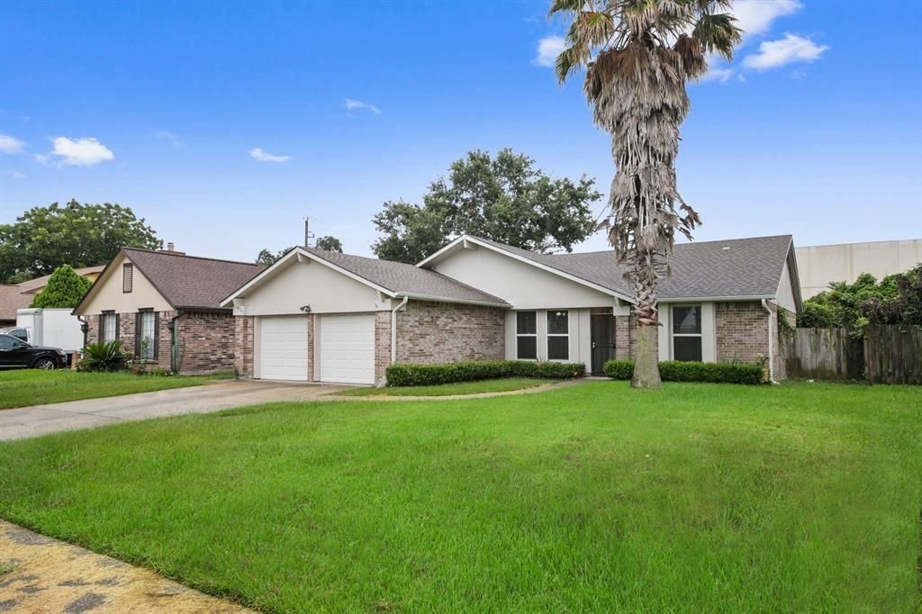 2811 Broad Haven Drive Property Photo 1