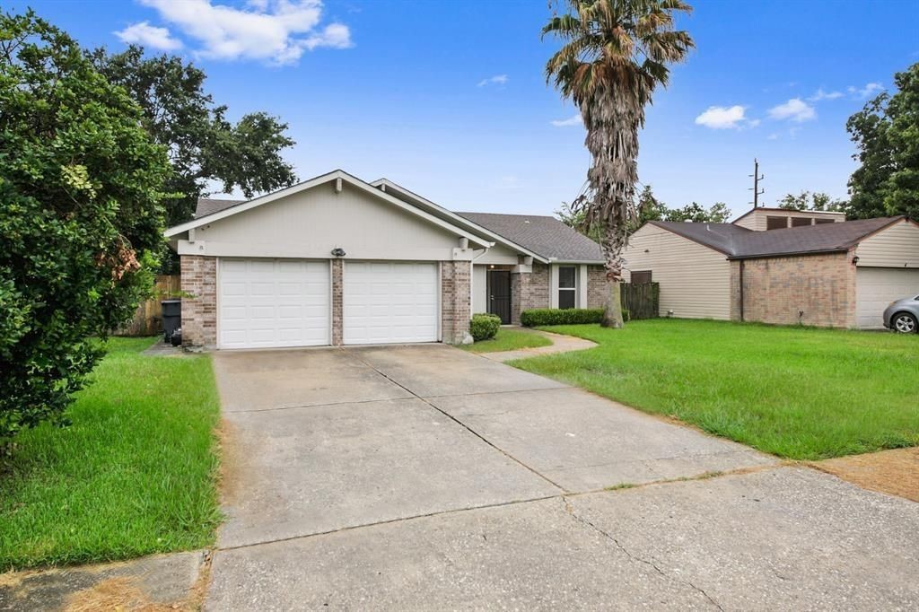 2811 Broad Haven Drive Property Photo 2