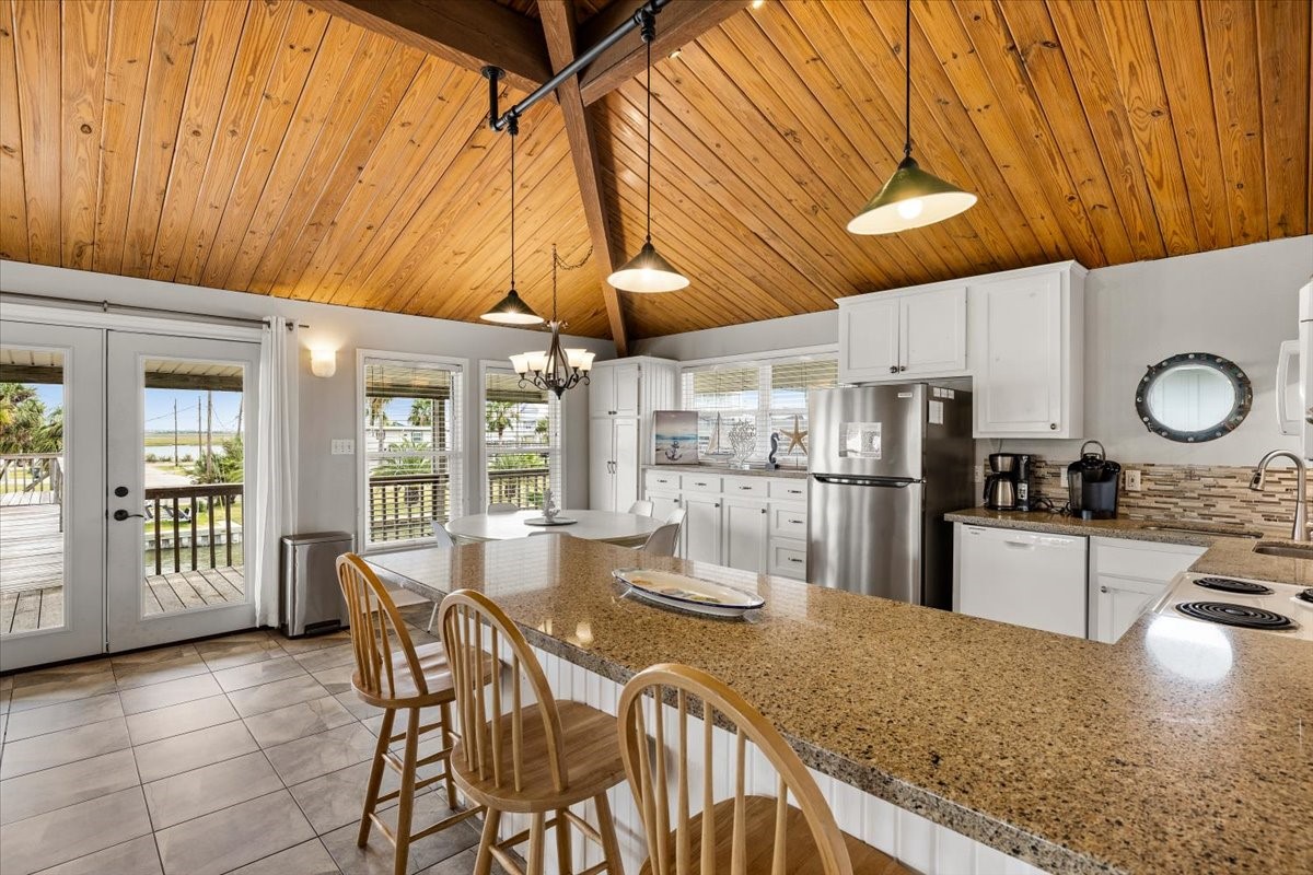 3719 Brewster Key Property Photo 14