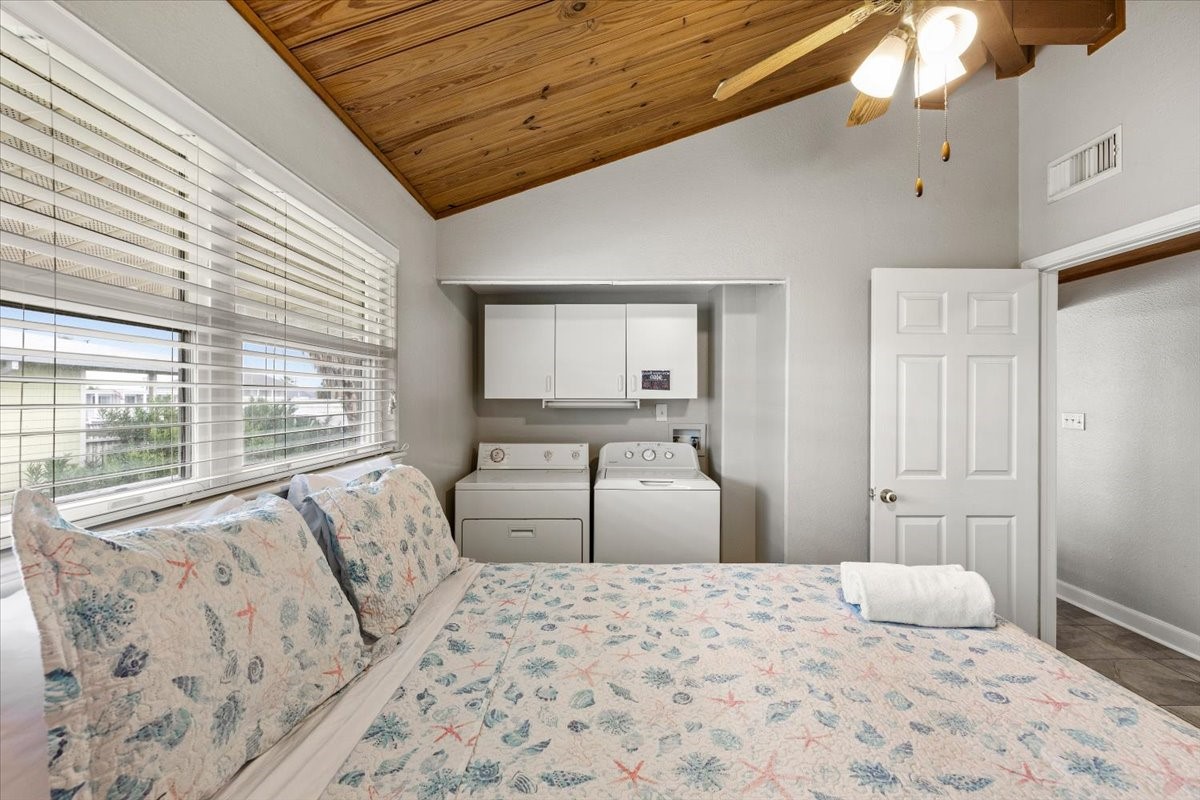 3719 Brewster Key Property Photo 20